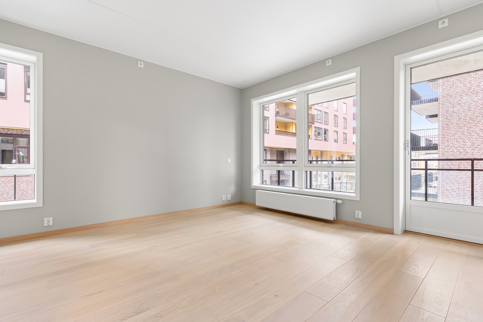 Boligen har balansert ventilasjon og vannbåren varme. Galleribilde