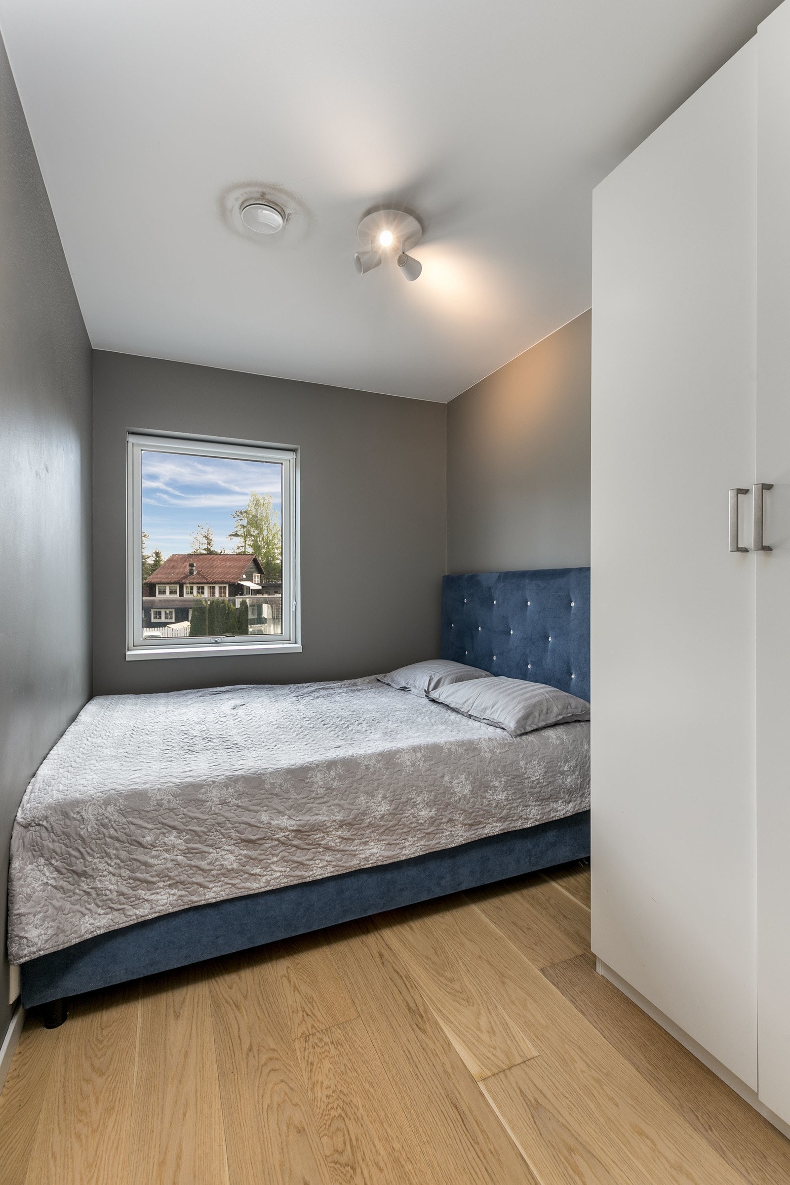 Garderobeskap i alle rom medfølger hvis, hvis annet ikke er avtalt. Galleribilde