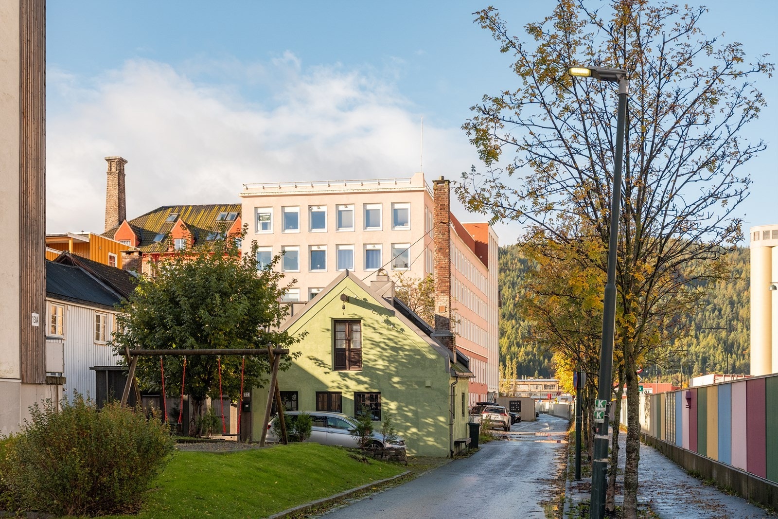Boområdet er urbant og sentralt, men tilbaketrukket. Galleribilde