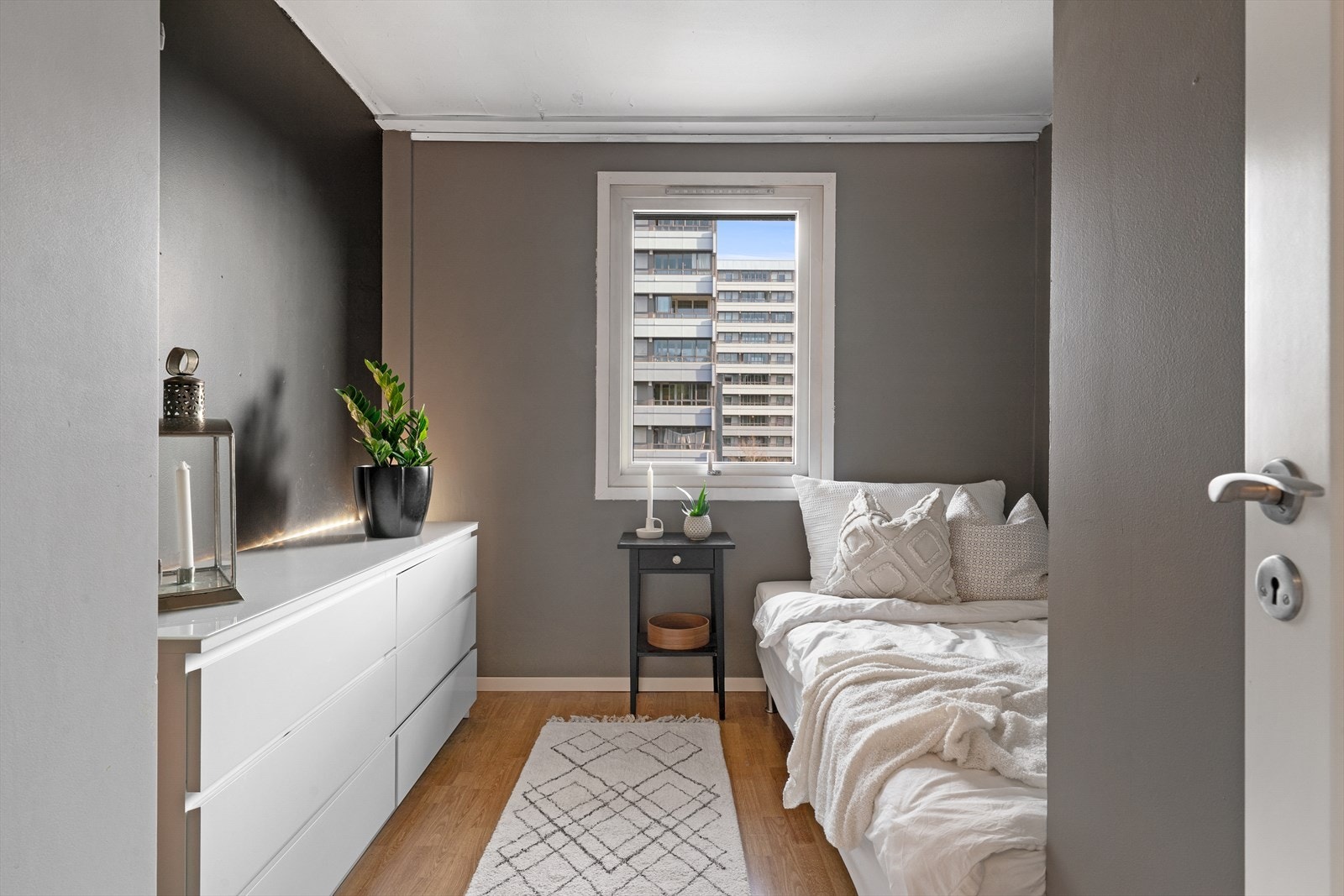 - Passer perfekt som barne- eller gjesterom - Galleribilde