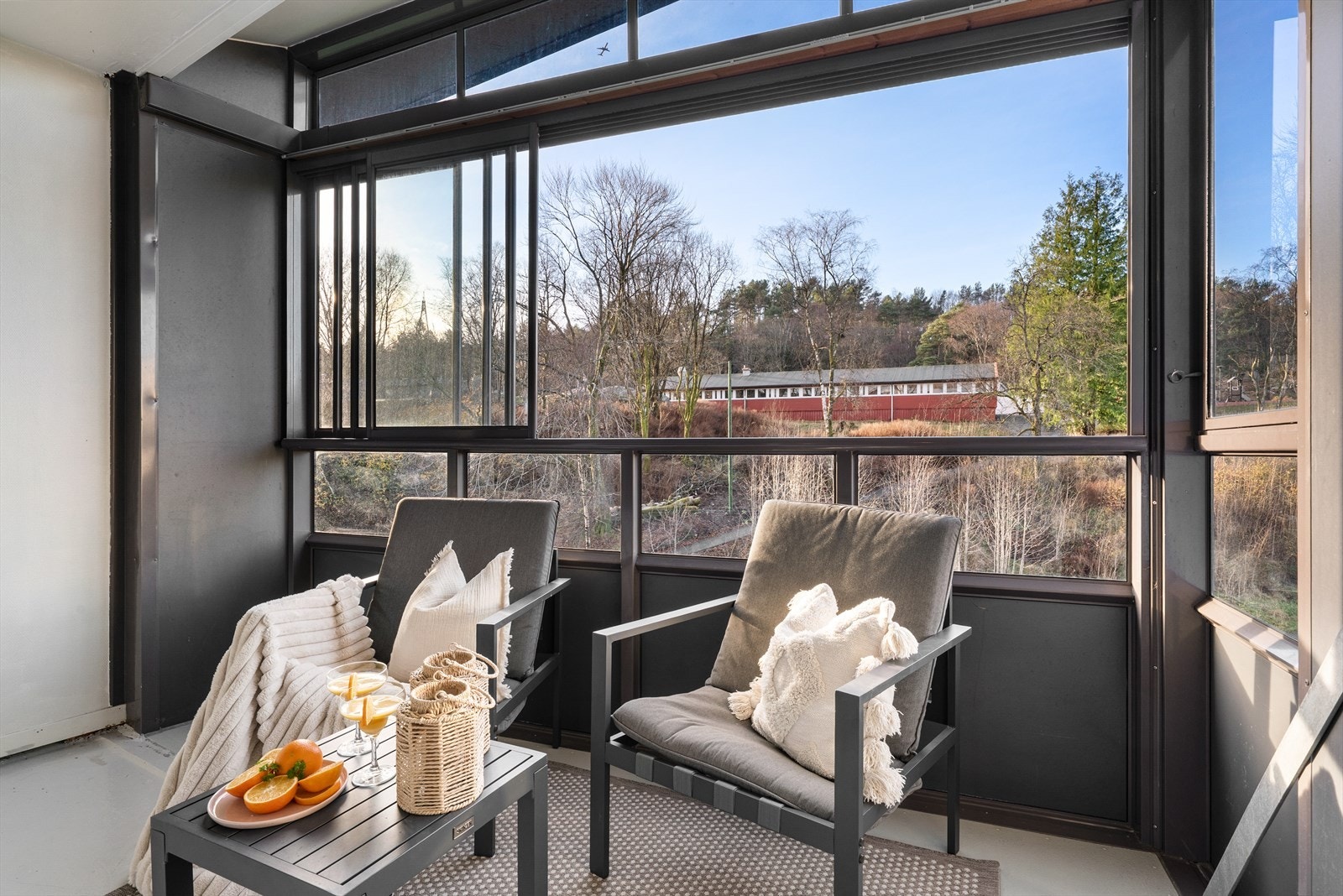 - Her har du god plass til ønsket utemøblement - Galleribilde