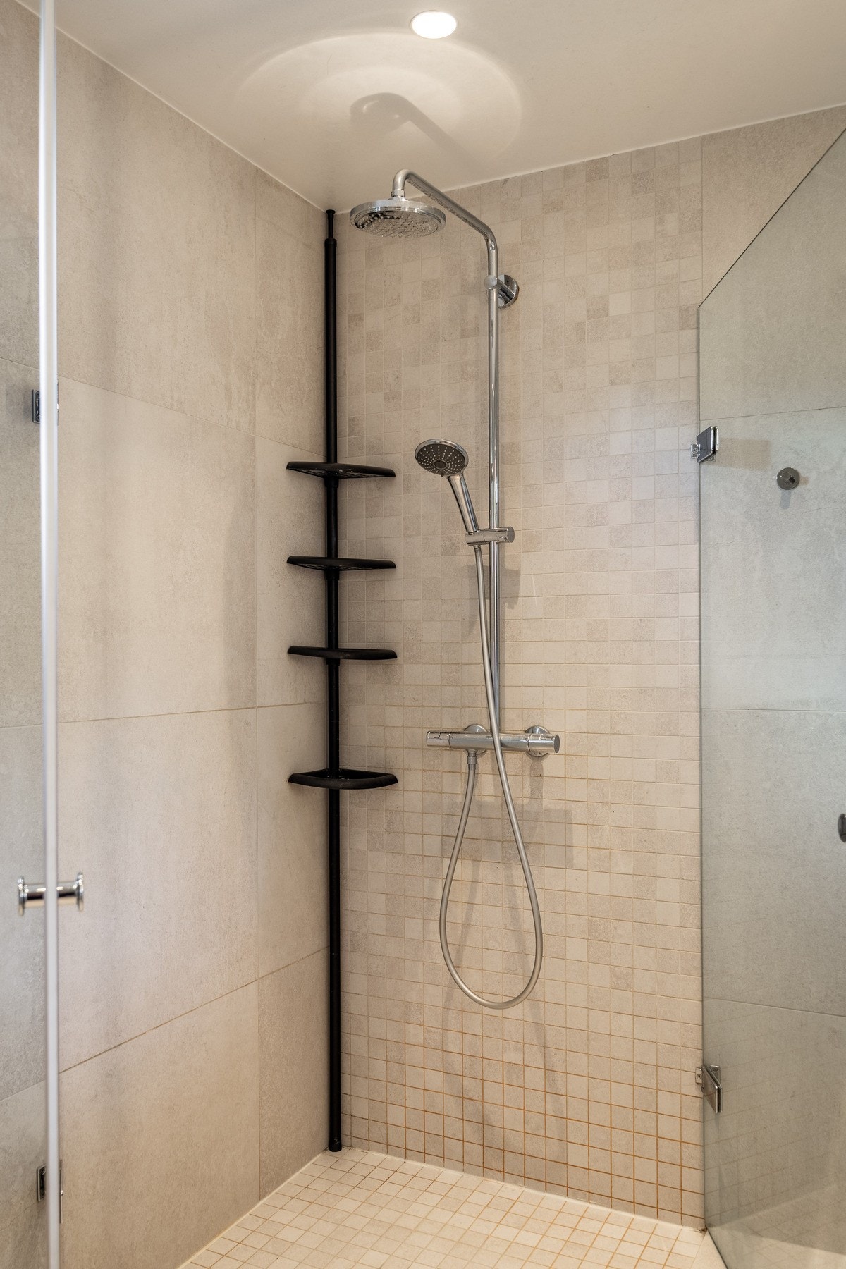 Italienske kvalitetsfliser Terratinta ceramiche Galleribilde