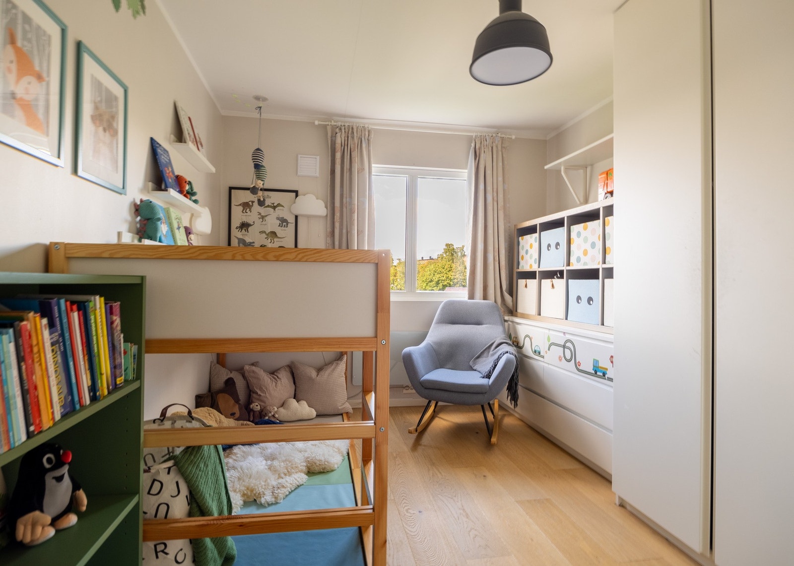 Det andre soverommet egner seg utmerket som barnerom, gjesterom eller kontor. Galleribilde