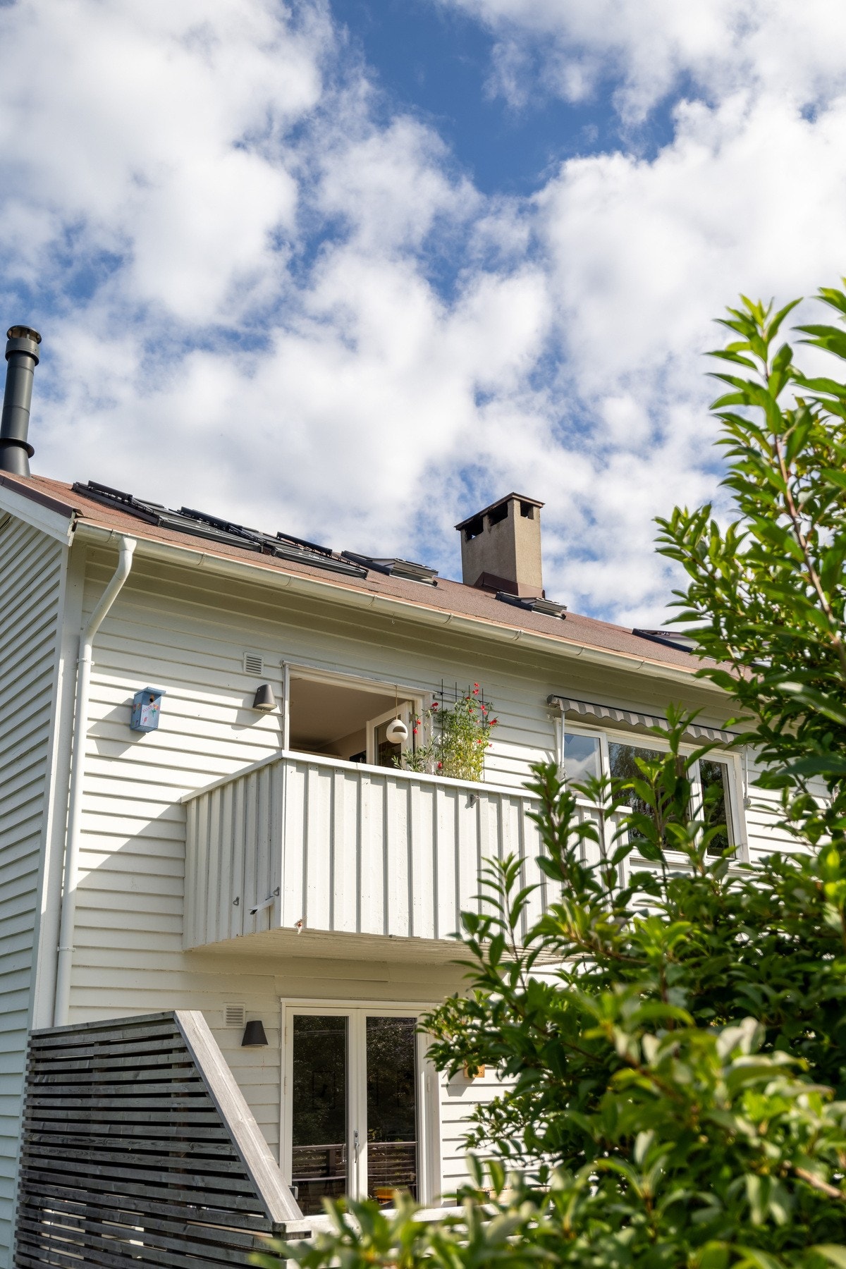 Leiligheten ligger fint til i byggets 2. etasje. Galleribilde