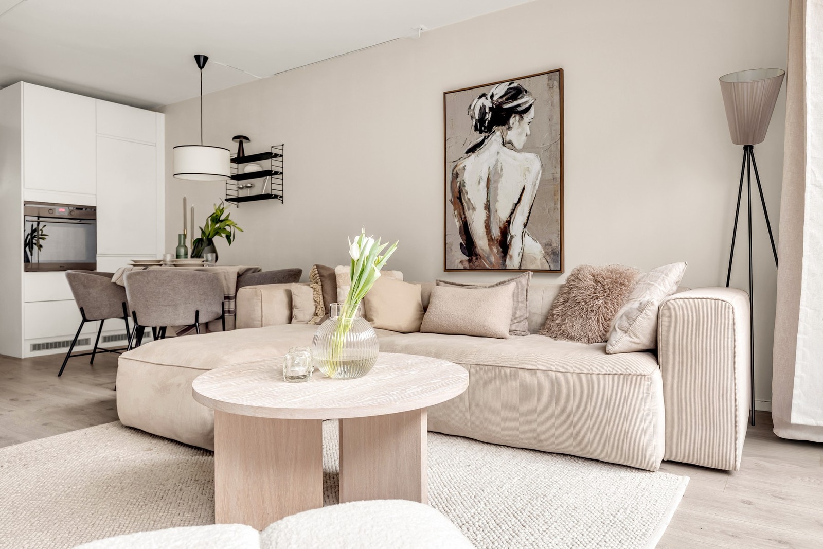 Alle overflater er nymalte med tidsriktige farger Galleribilde