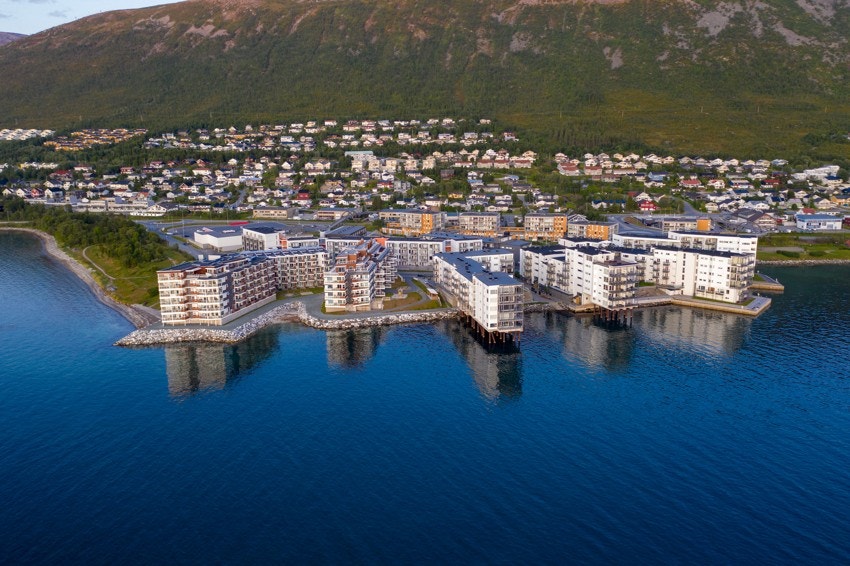 Meget fin beliggenhet i solrike og attraktive Tomasjordnes!