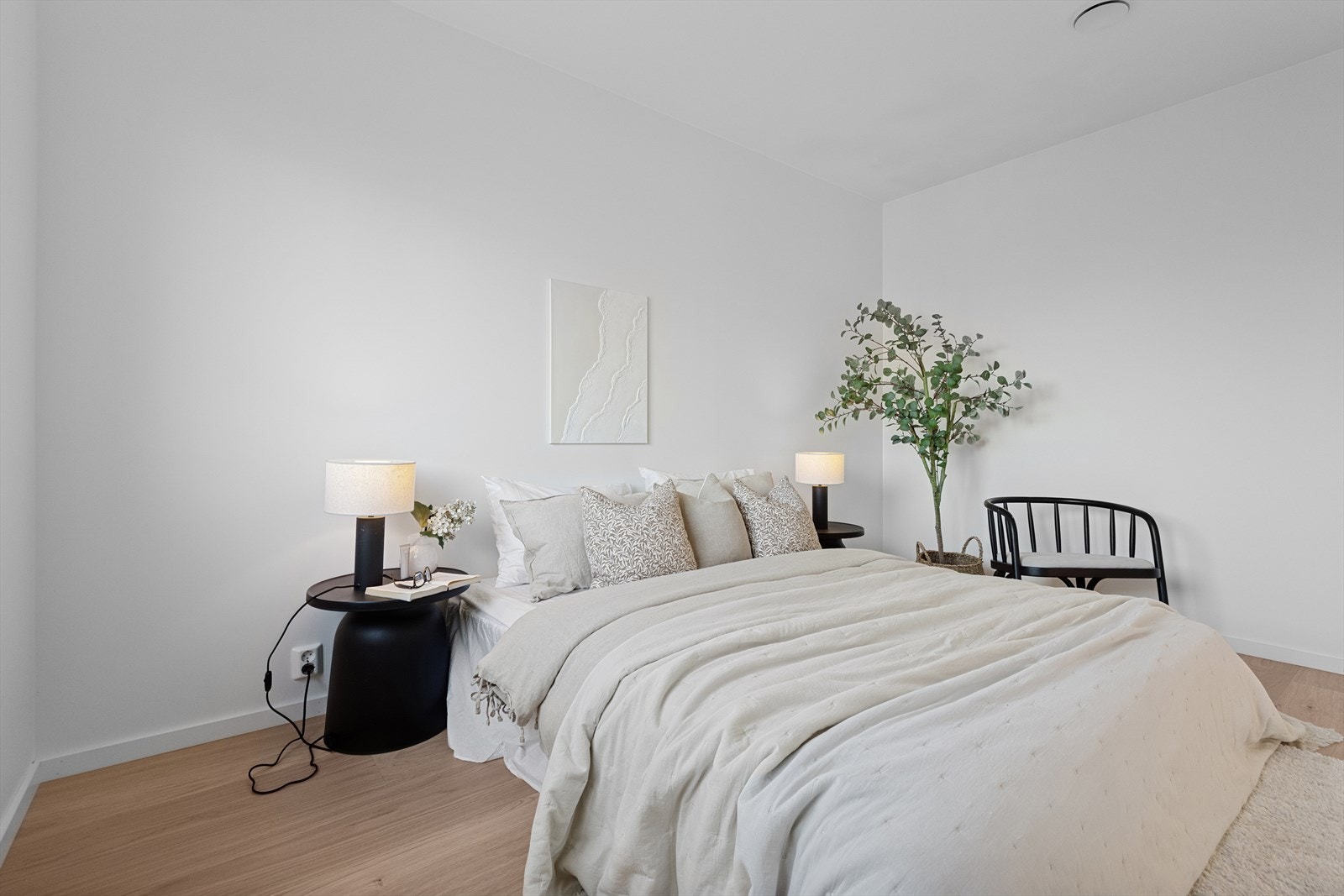 Boligen har 4 soverom totalt Galleribilde