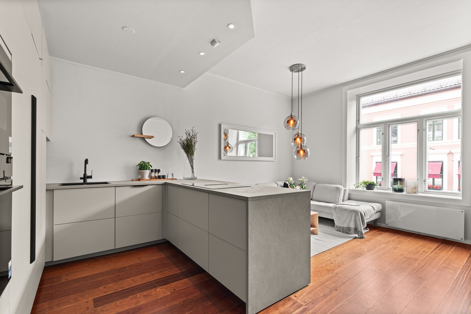 Delikat og pent Ikea kjøkken fra 2025. Galleribilde