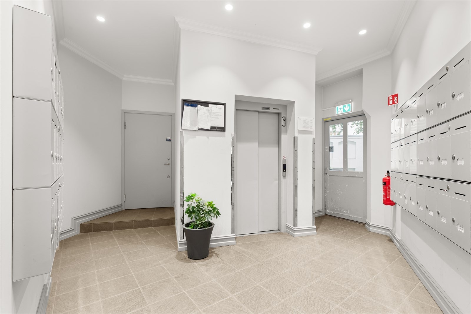 Veldrevet sameie som har gjort flere påkostede oppgraderinger. Her har du også heisadkomst. Galleribilde