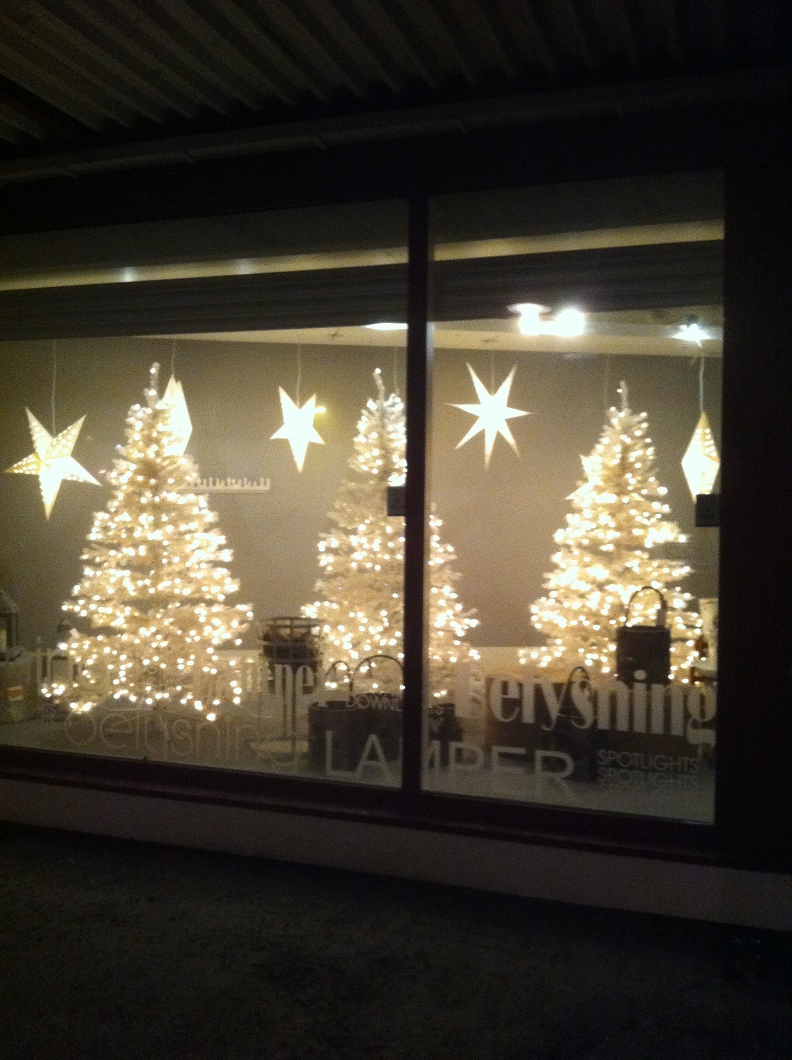 Utstillingsvindu i 1.etasje Galleribilde