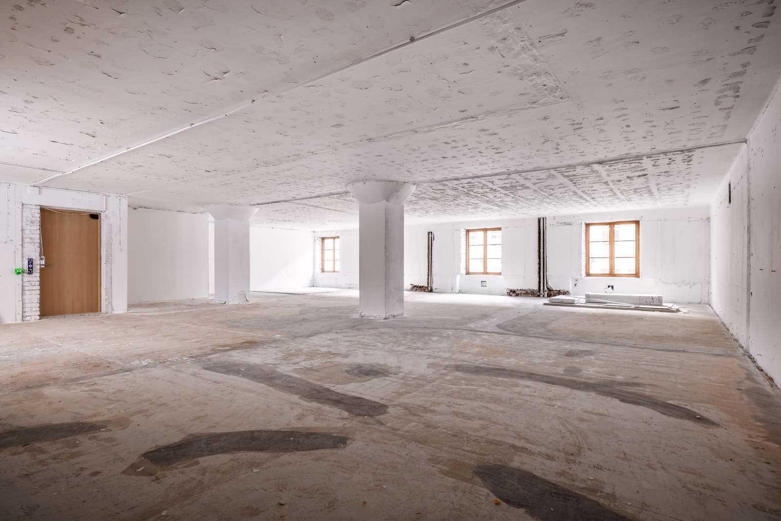 Rålokale slik det fremstår i dag før vi bygger flott kontor til leietaker Galleribilde