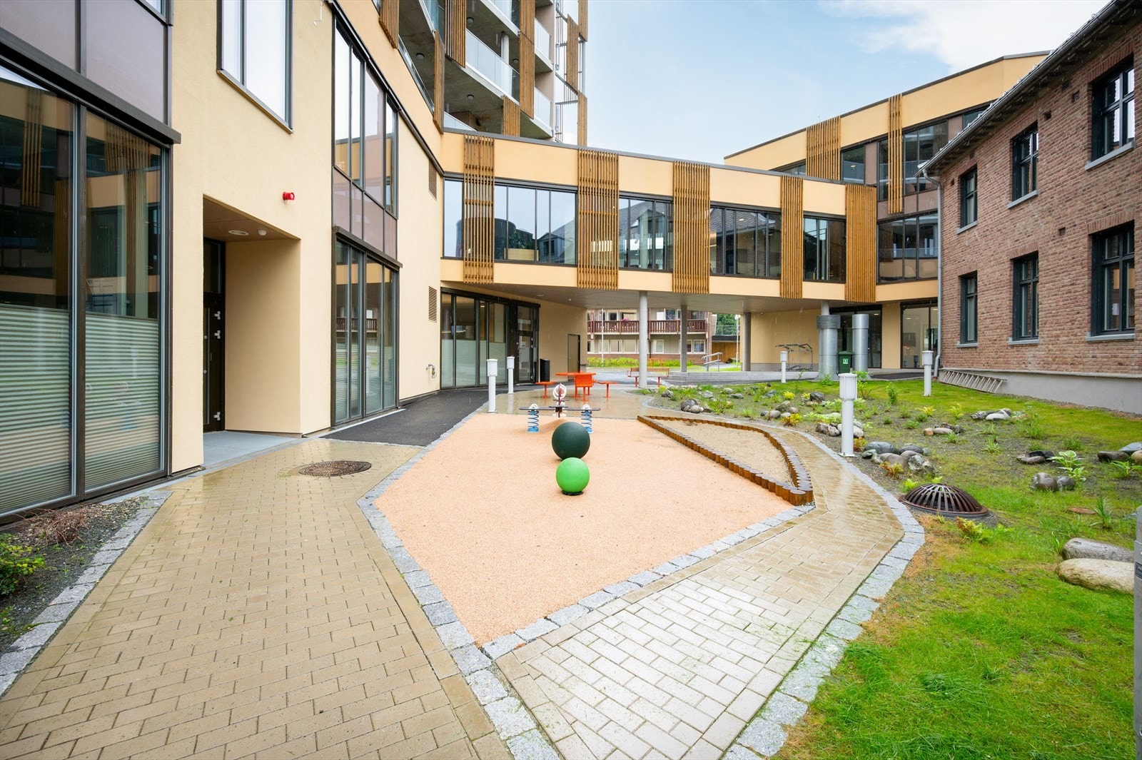 Bankkvartalet, ligger midt i Melhus sentrum. Her vil du få en flott leilighet i et så og si helt nytt bygg! Galleribilde
