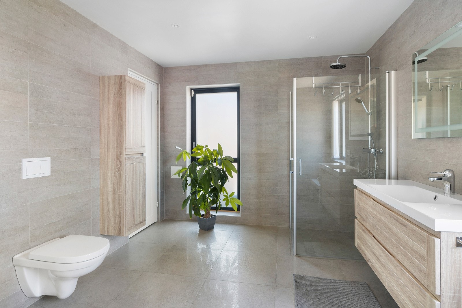 De lyse og varme fargetonene gir rommet en luksuriøs og harmonisk følelse Galleribilde