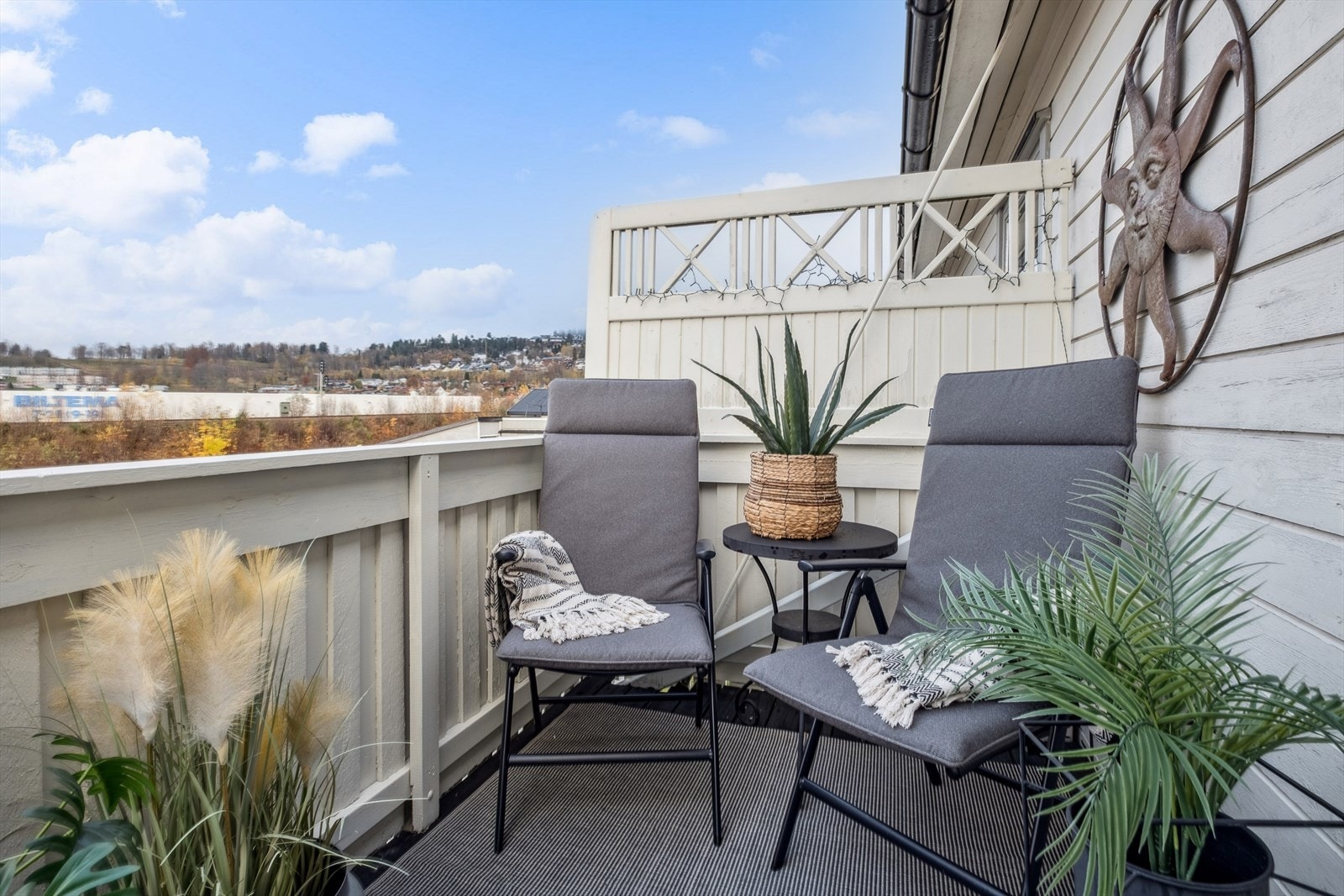 Solrik, vestvendt terrasse Galleribilde