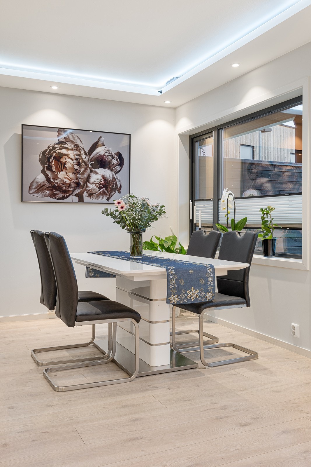 Her kan man invitere familie og venner til hyggelige middager Galleribilde