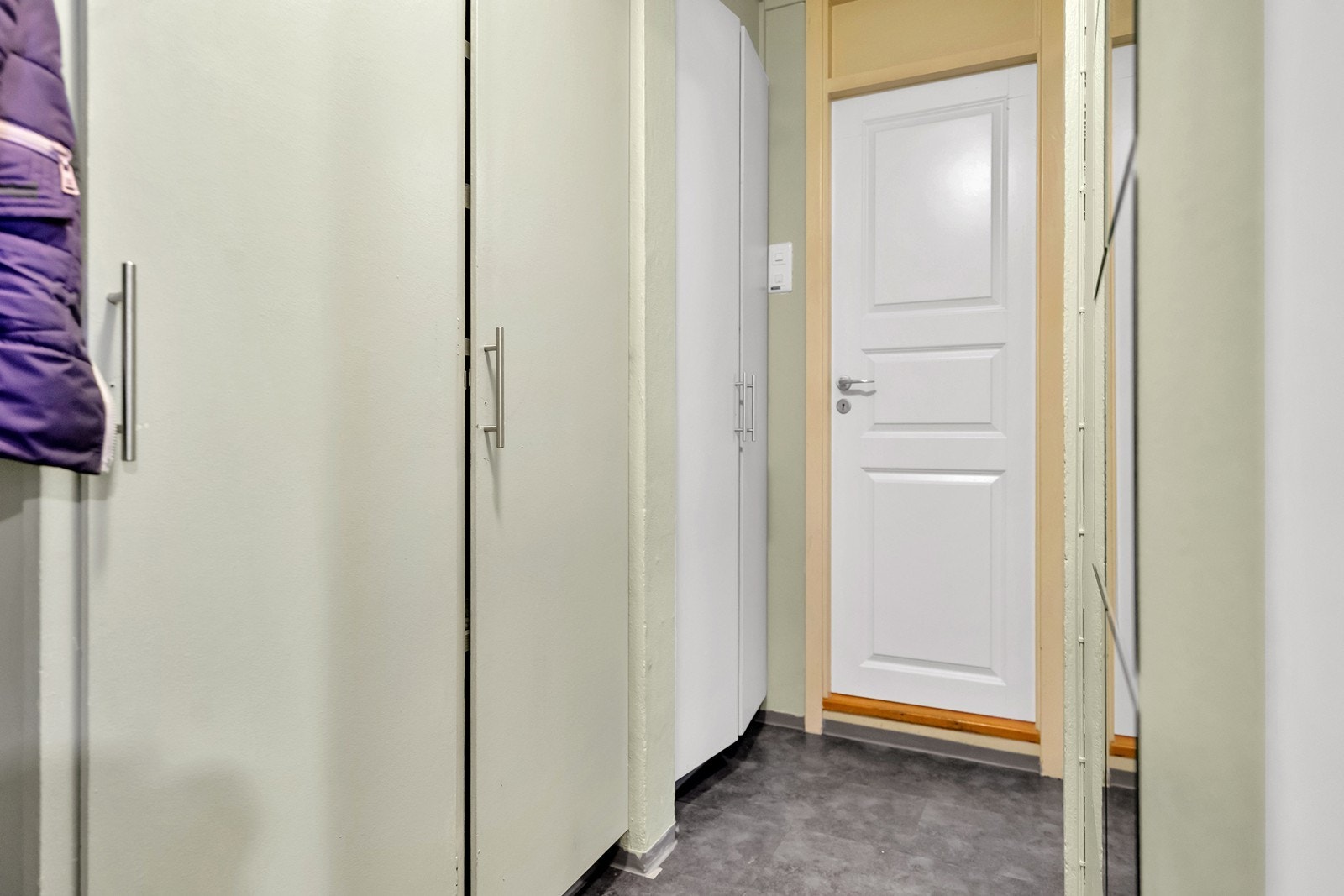 Velkommen inn i leiligheten. Galleribilde