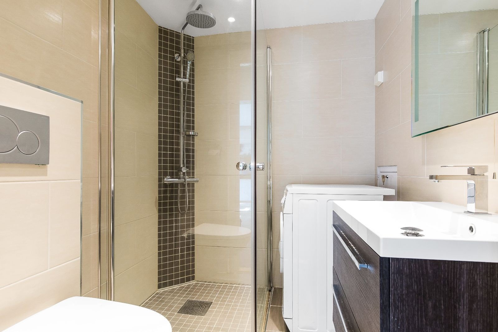 Delikat flislagt bad Galleribilde