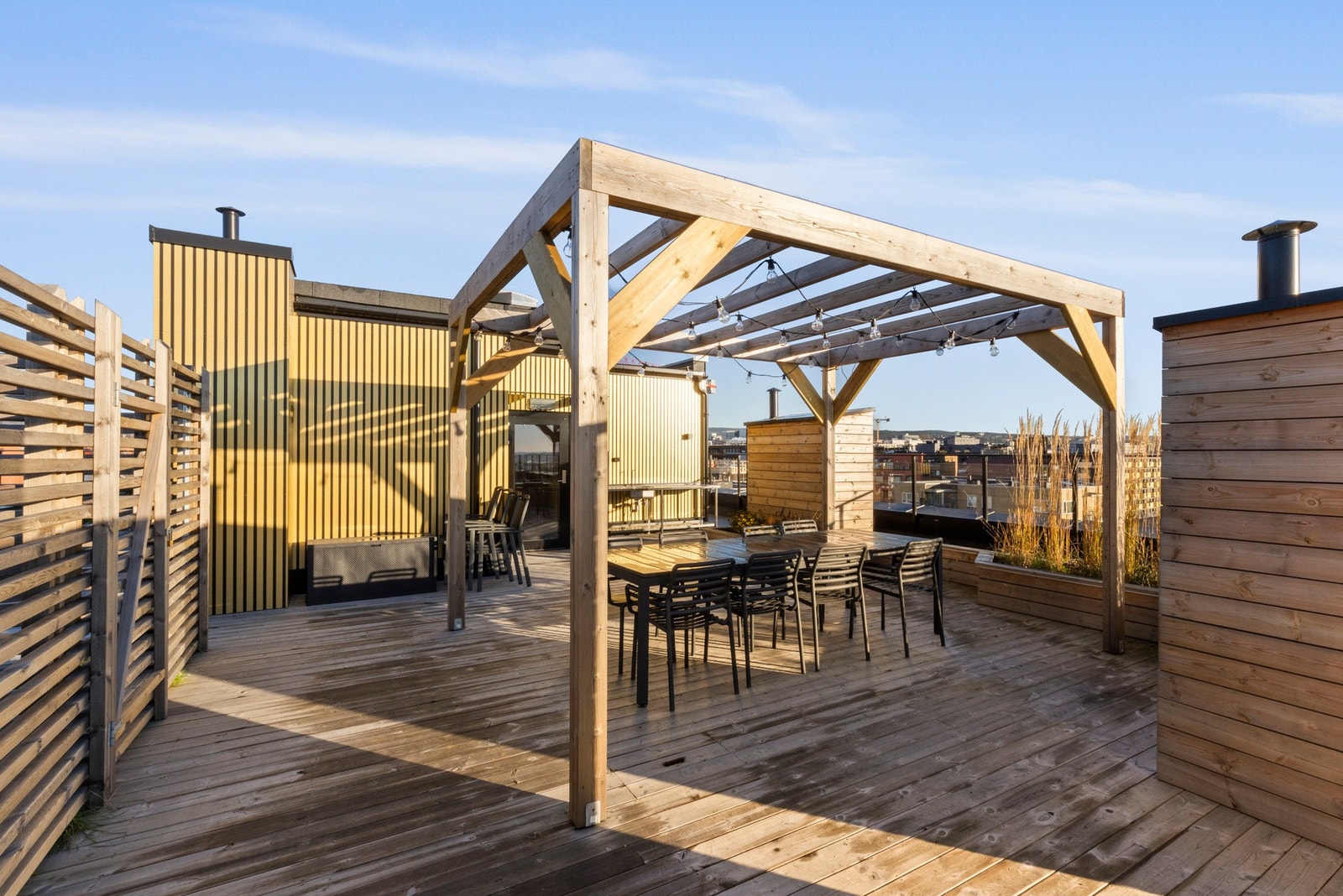 De varme sommerdagene kan tilbringes her oppe. Galleribilde