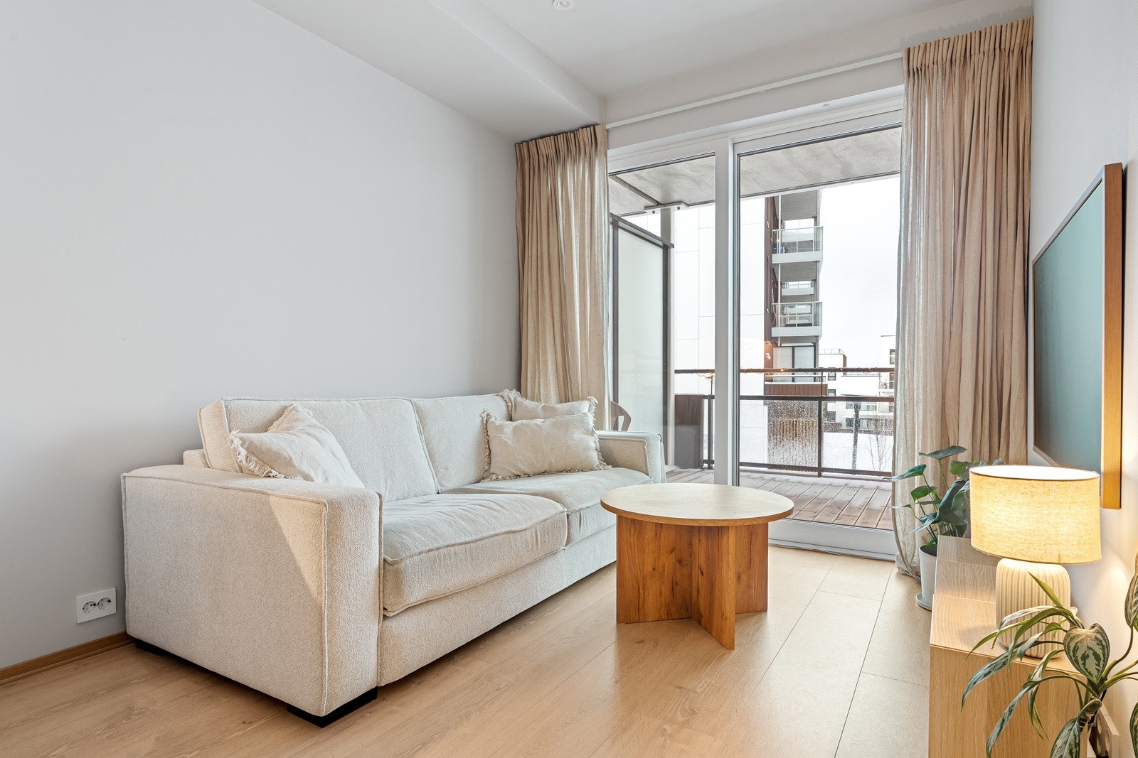 Velkommen til Marmælen 132 - Presentert av Robin C. Lund.