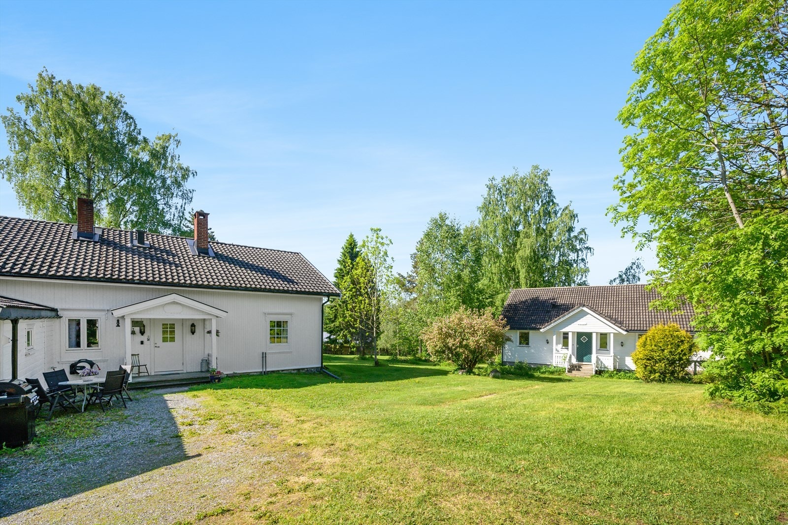 Det er flotte solforhold på tomten. Galleribilde