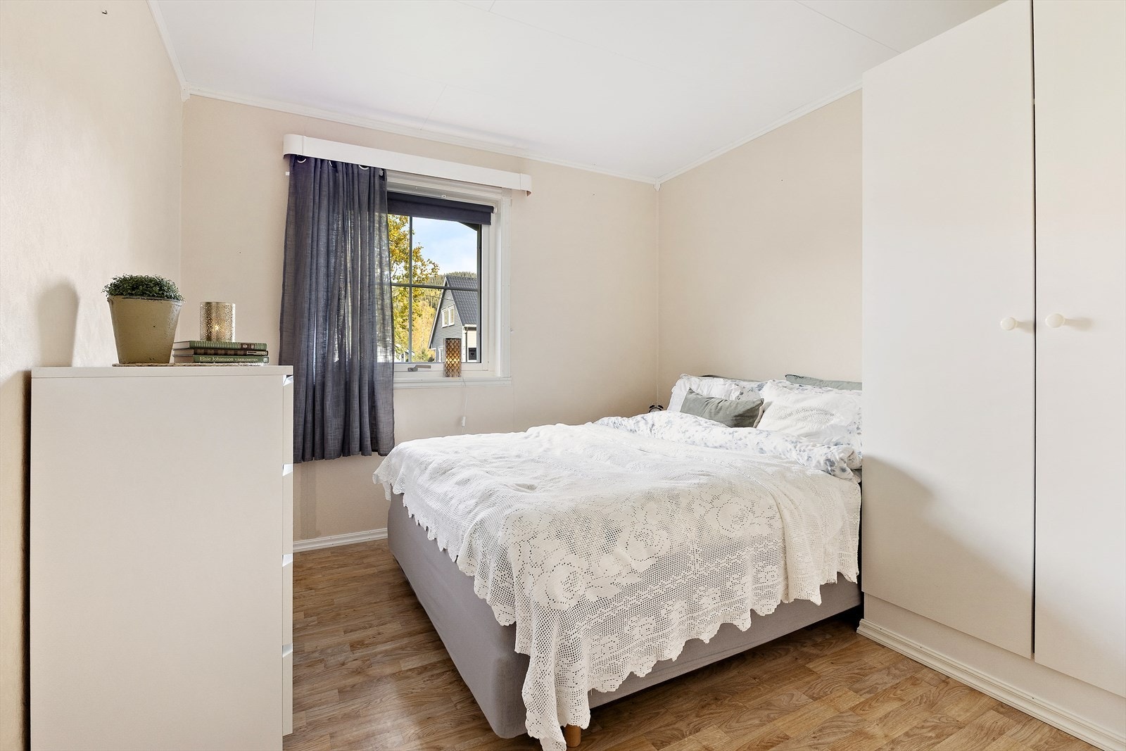 Soverom 2 av 3. Galleribilde