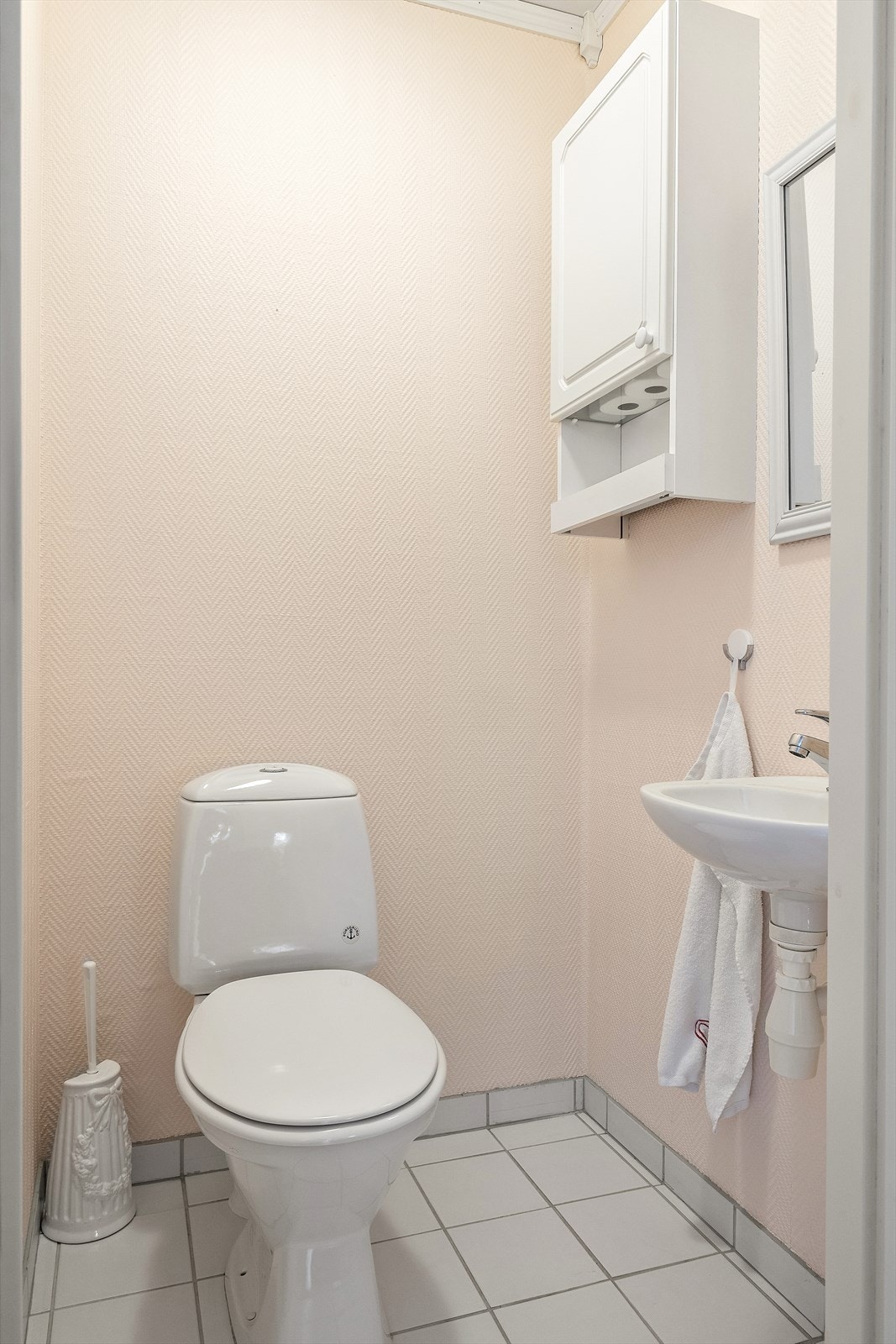 I tillegg er det et separat toalettrom. Galleribilde