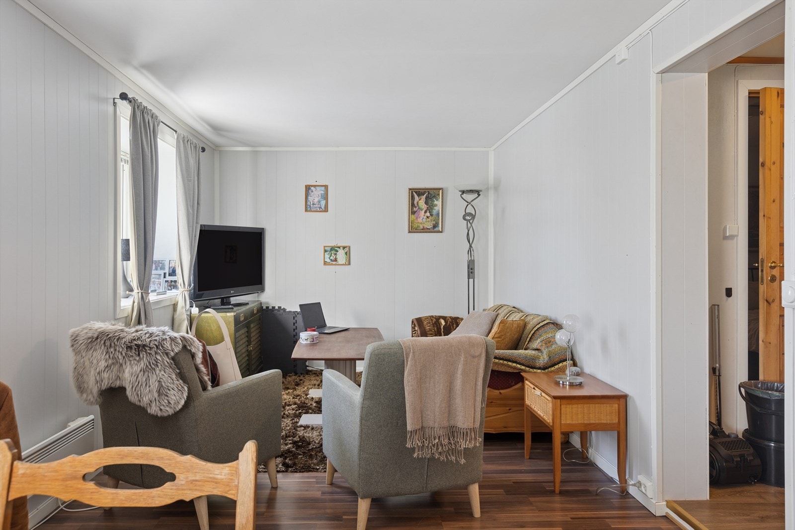 Den minste av de tre boenhetene ligger i underetasjen av hoveddelen. Galleribilde