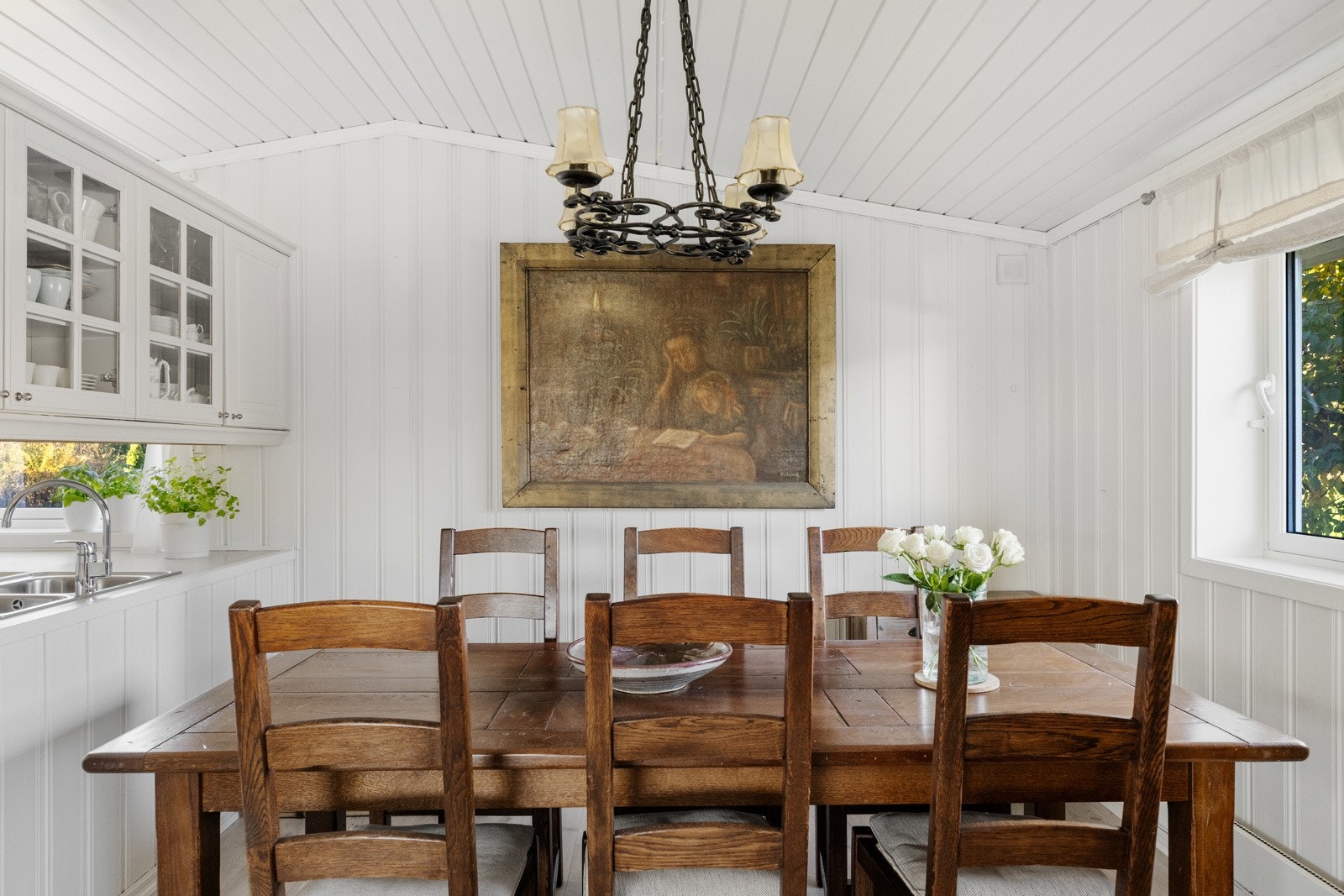 Her kan du samle venner og familie til et hyggelig måltid. Galleribilde