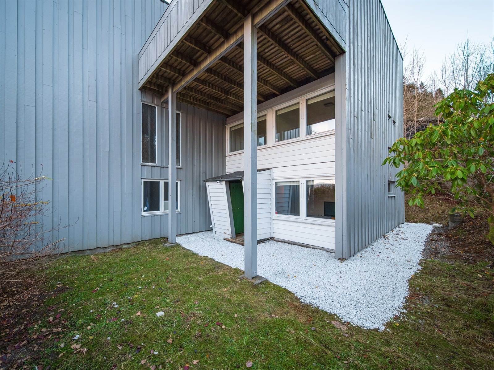 Inngang til underetasjen Galleribilde