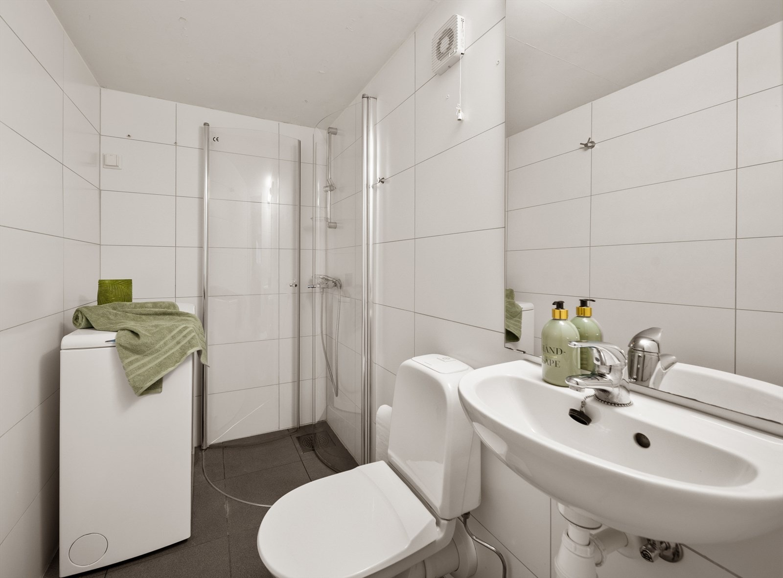 Flislagt bad fra 2009 Galleribilde