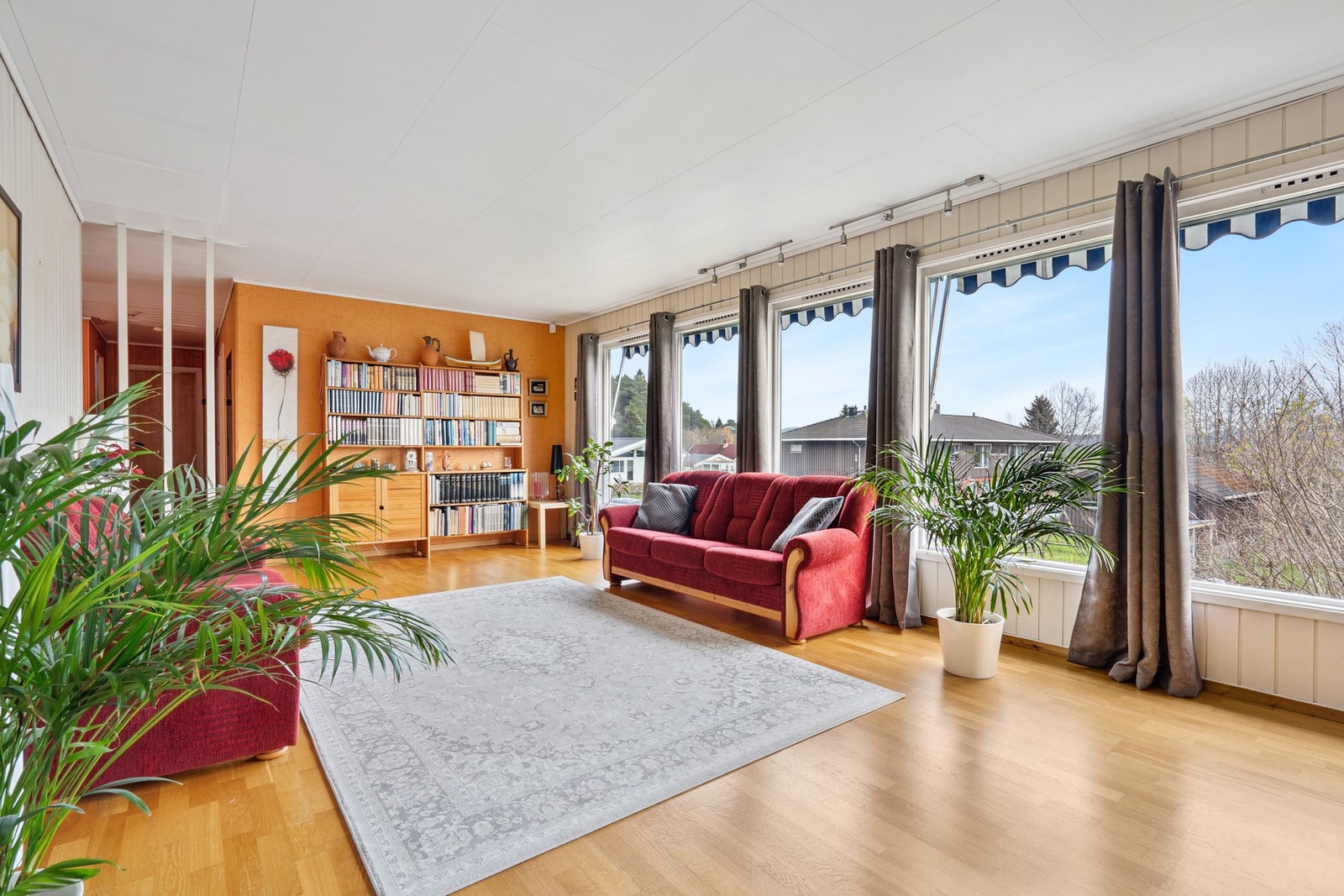 Stor og innholdsrik enebolig med utleiedel med attraktiv beliggenhet på Flatåsen. Galleribilde