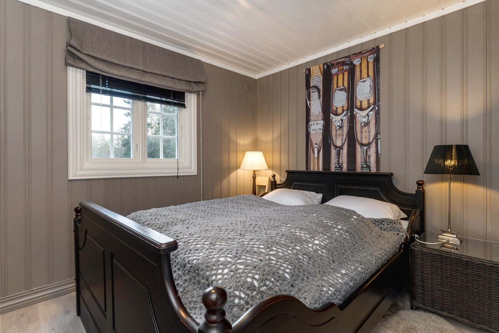 Hytta har tre gode soverom. Galleribilde