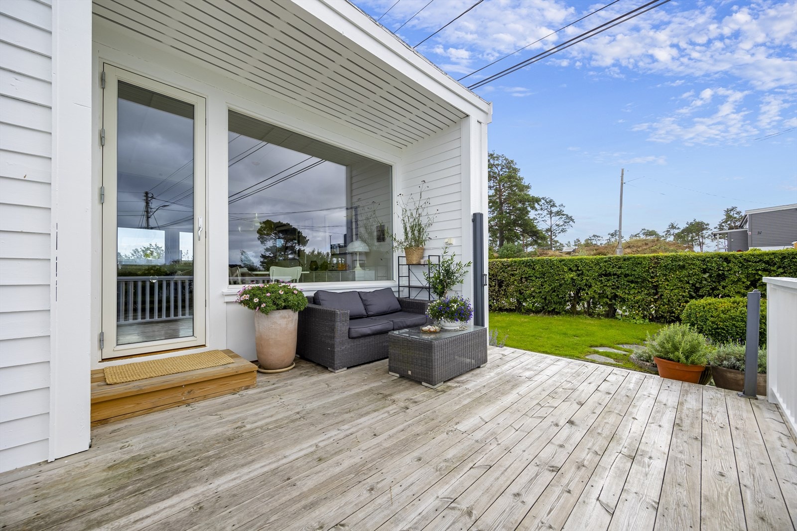 Terrasse / hage. Galleribilde