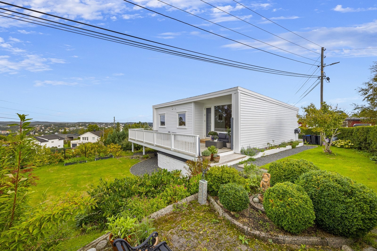 Hisøy Hageby - Enderekkehus med flott hage og stor terrasse - Vestvendt og solrikt - Flott utsikt - Garasje Galleribilde
