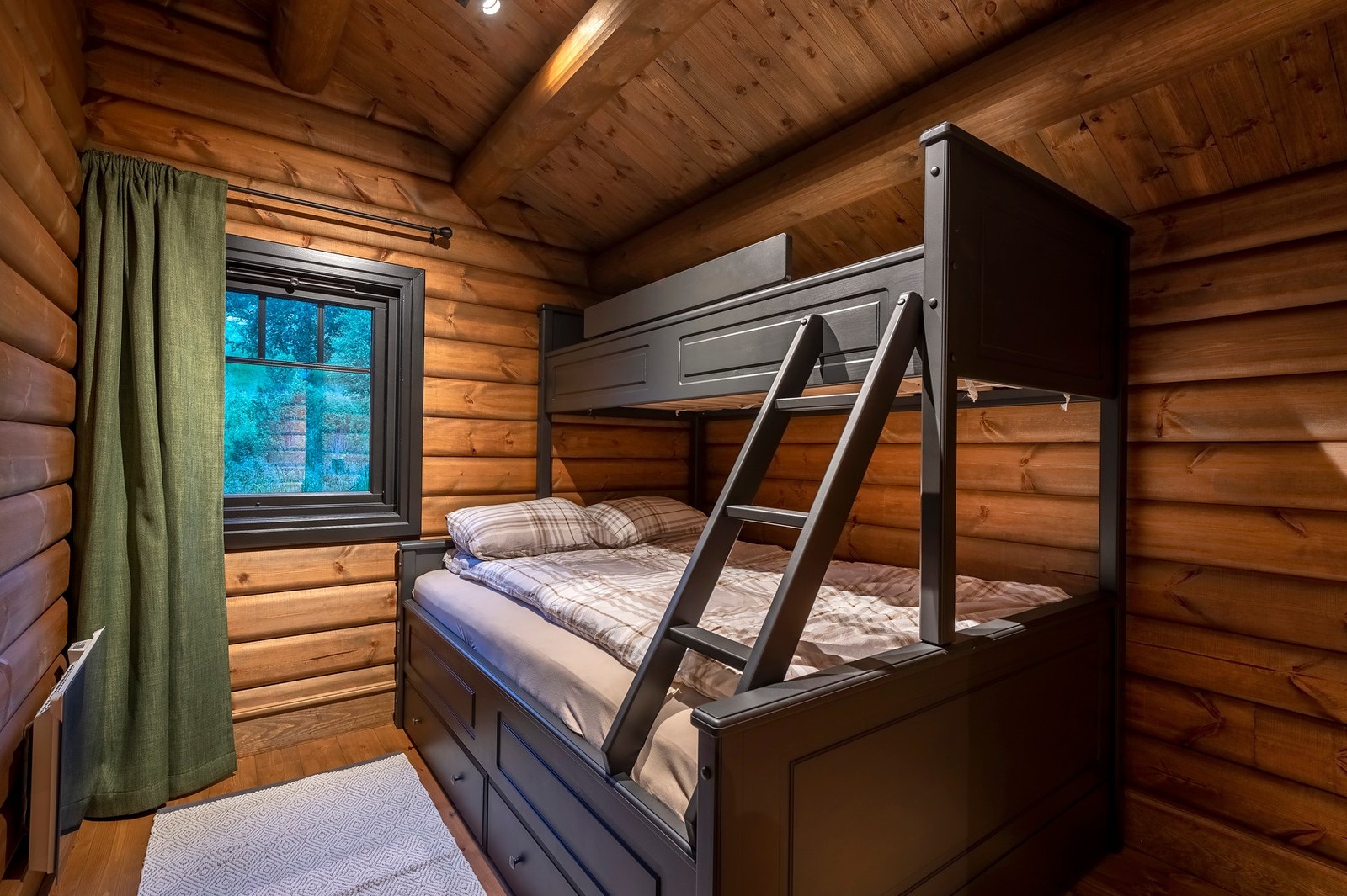 Soverom 2 på loft. Galleribilde