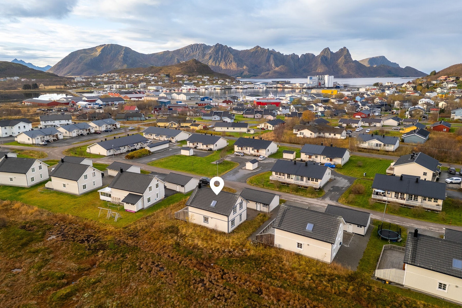 Her får du meget sentral beliggenhet, med gangavstand til det meste du trenger i hverdagen! Galleribilde