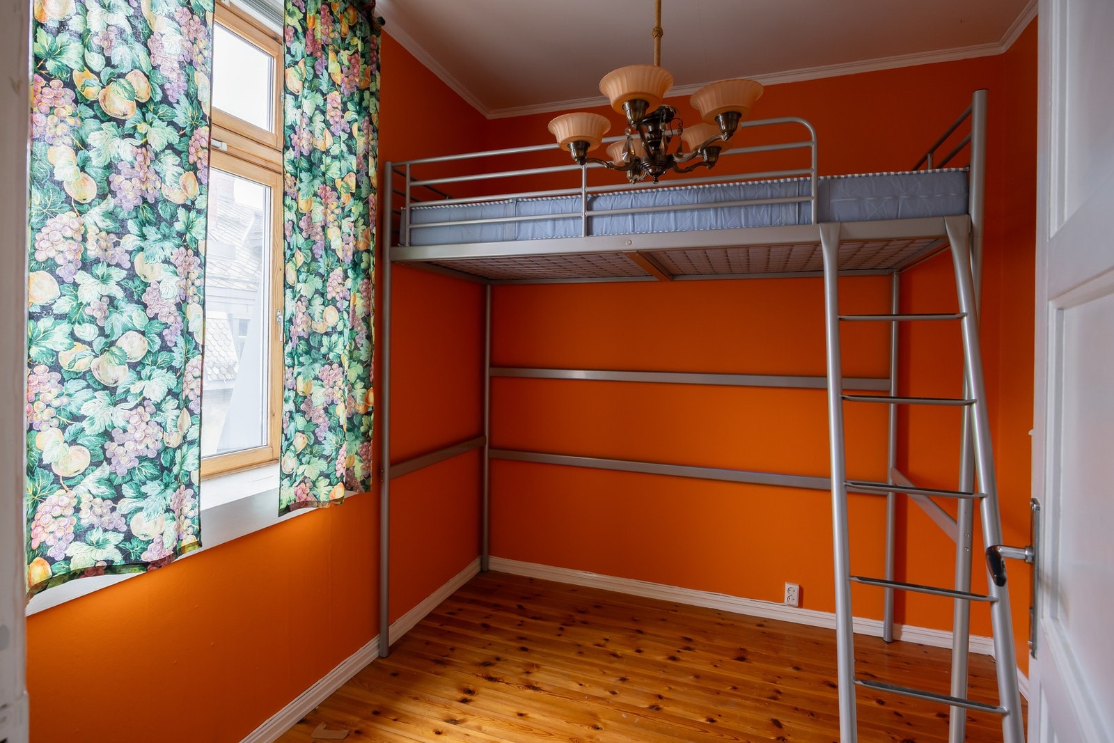 Soverom 2 på ca. 6,5 kvm. Galleribilde