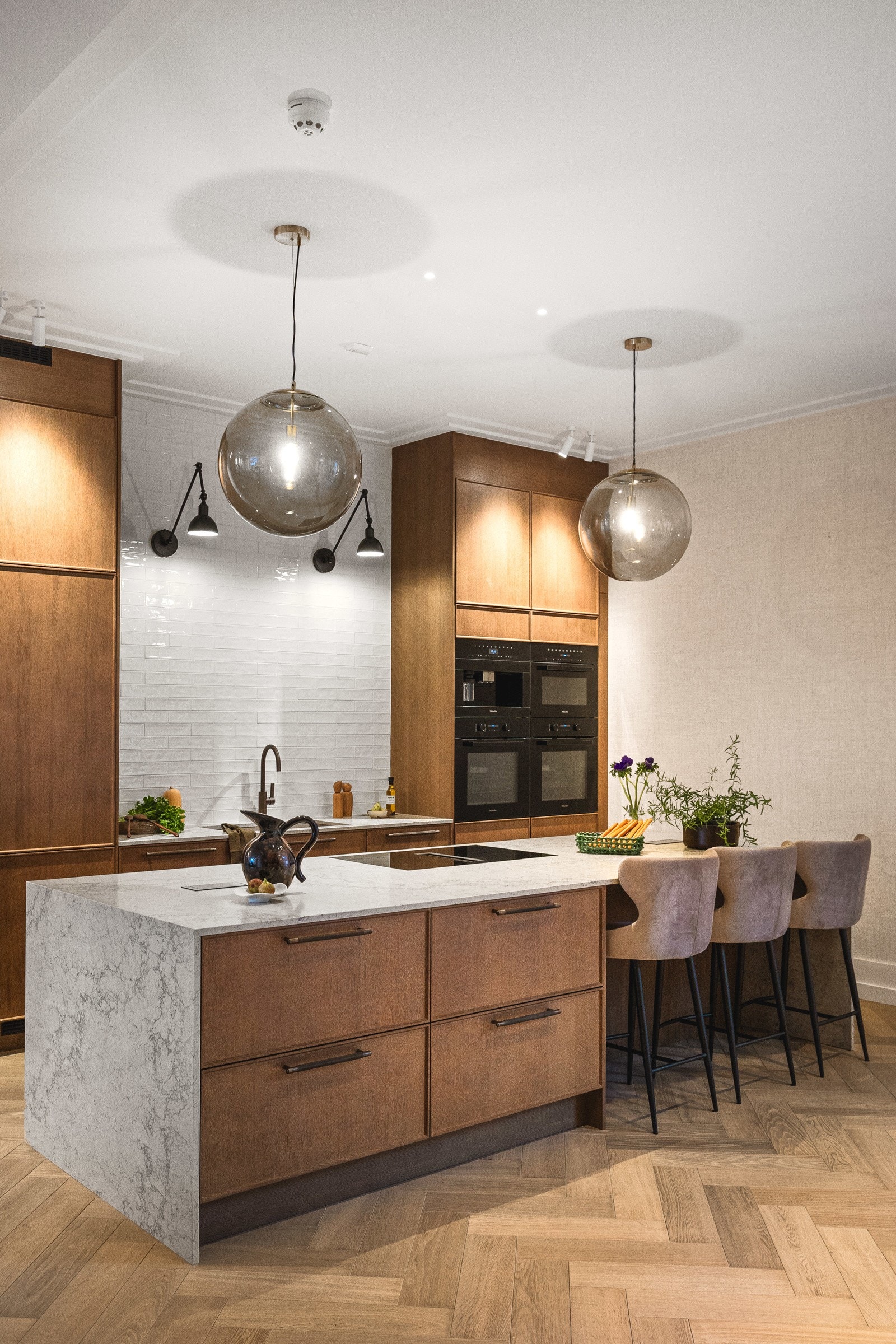 Godt med skap- og benkeplass Galleribilde