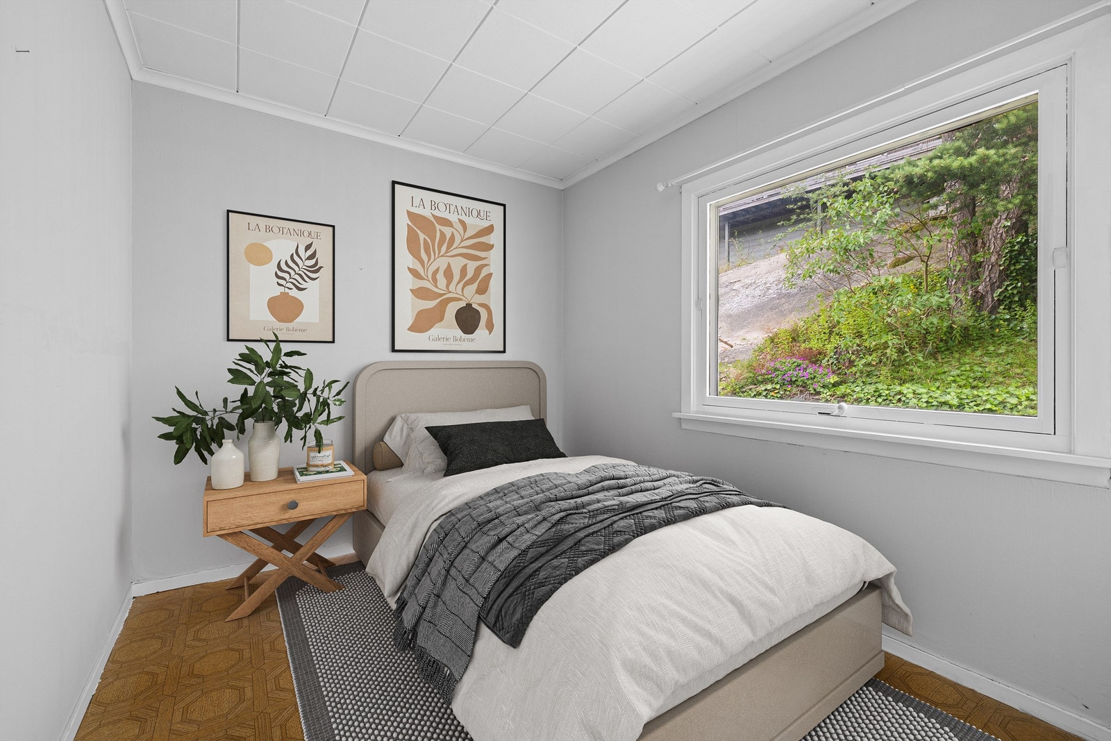 Med ca. 7 kvm. er soverom II et naturlig barnerom. Bildet er digitalt møblert. Galleribilde