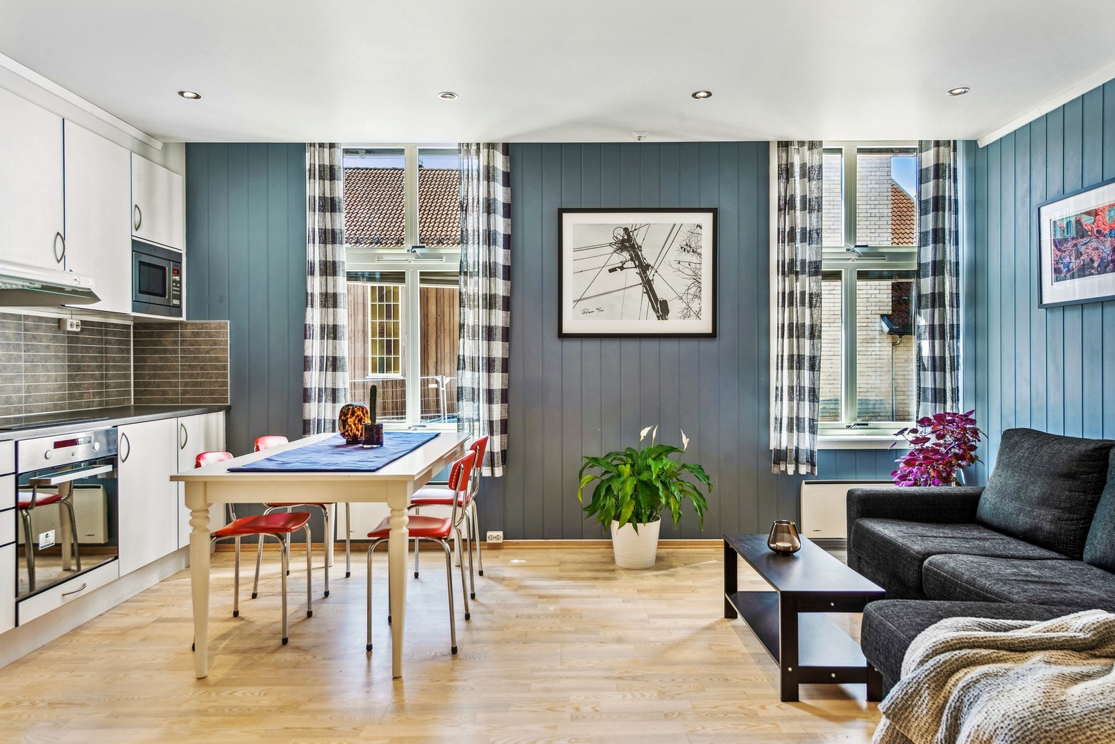 Stue og kjøkken Galleribilde