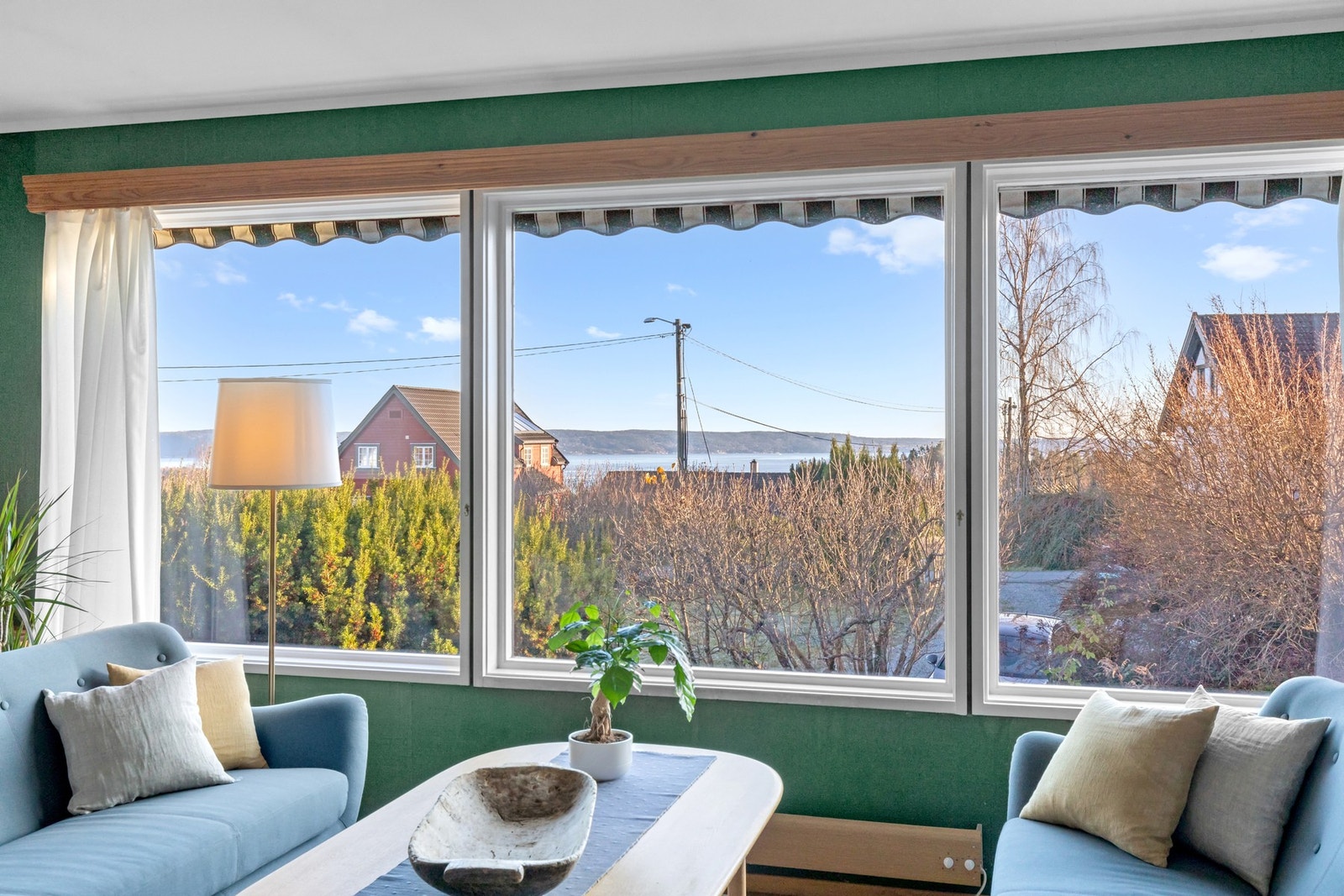 Sjøutsikt. Galleribilde