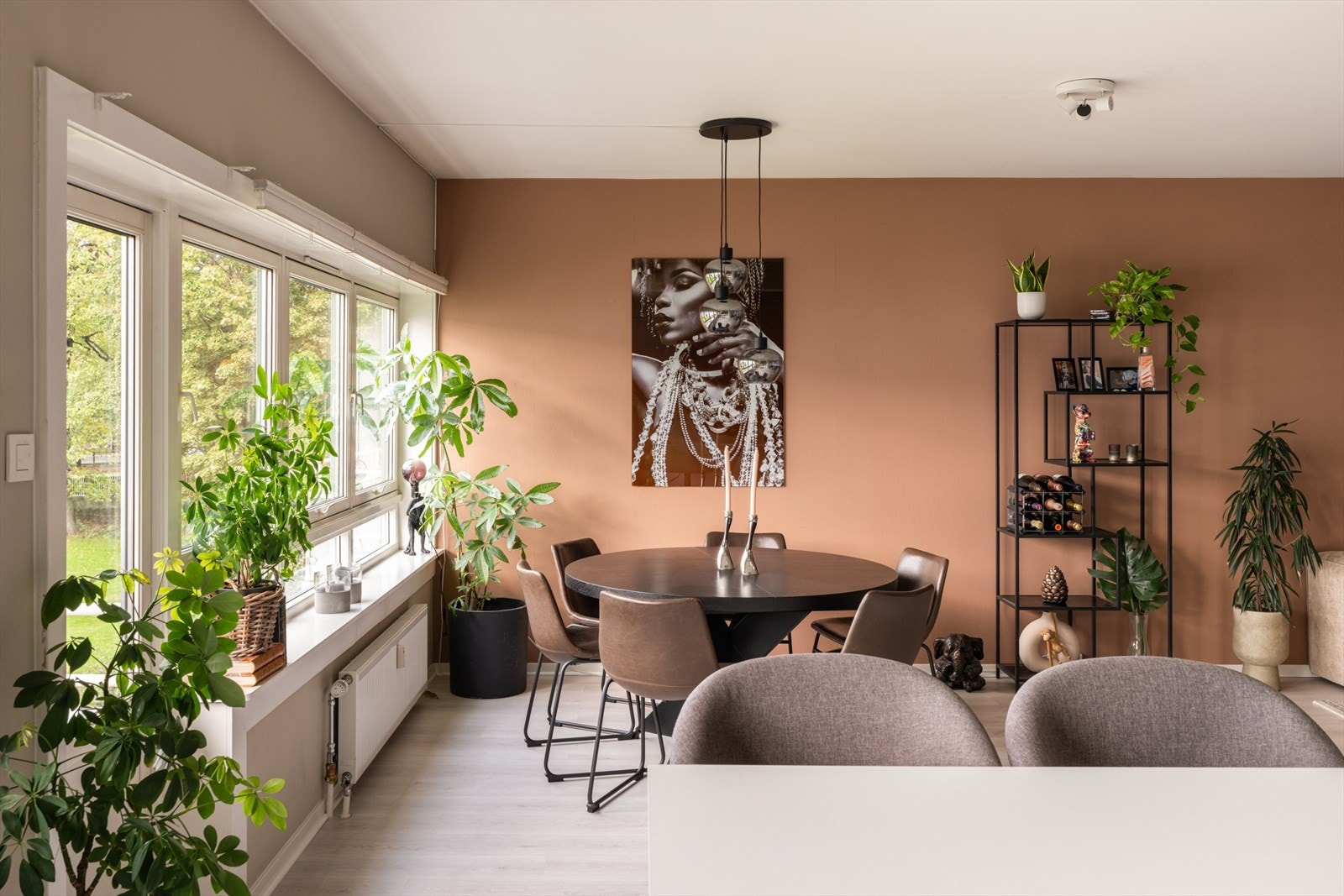 God planløsning gjør leiligheten lett å møblere etter ønske. Galleribilde
