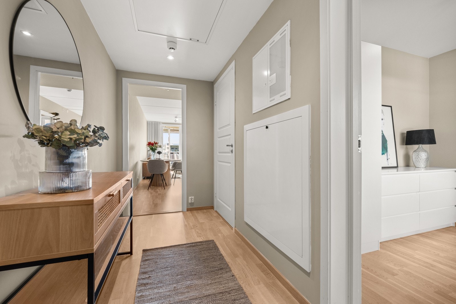 Flott inngangsparti med plass til ytterbekledningen. Galleribilde