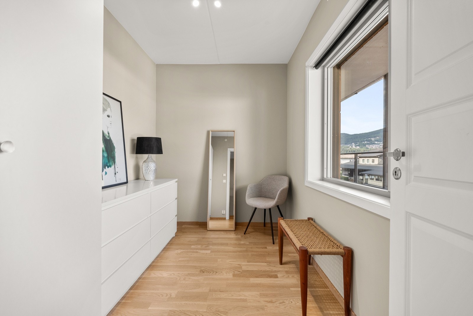 Soverom 2 ved entreen. Galleribilde