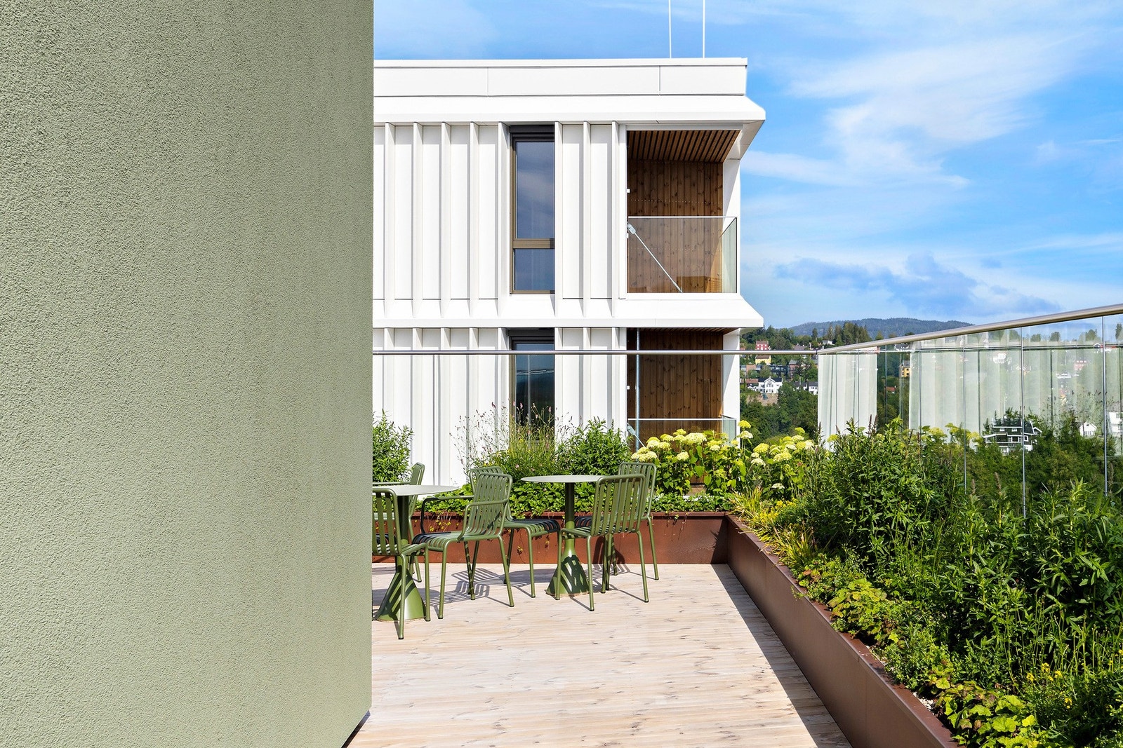 Fantastisk takterrasse. 360 graders utsikt over Oslofjorden, Holmenkollen, Nesøya +++ Galleribilde