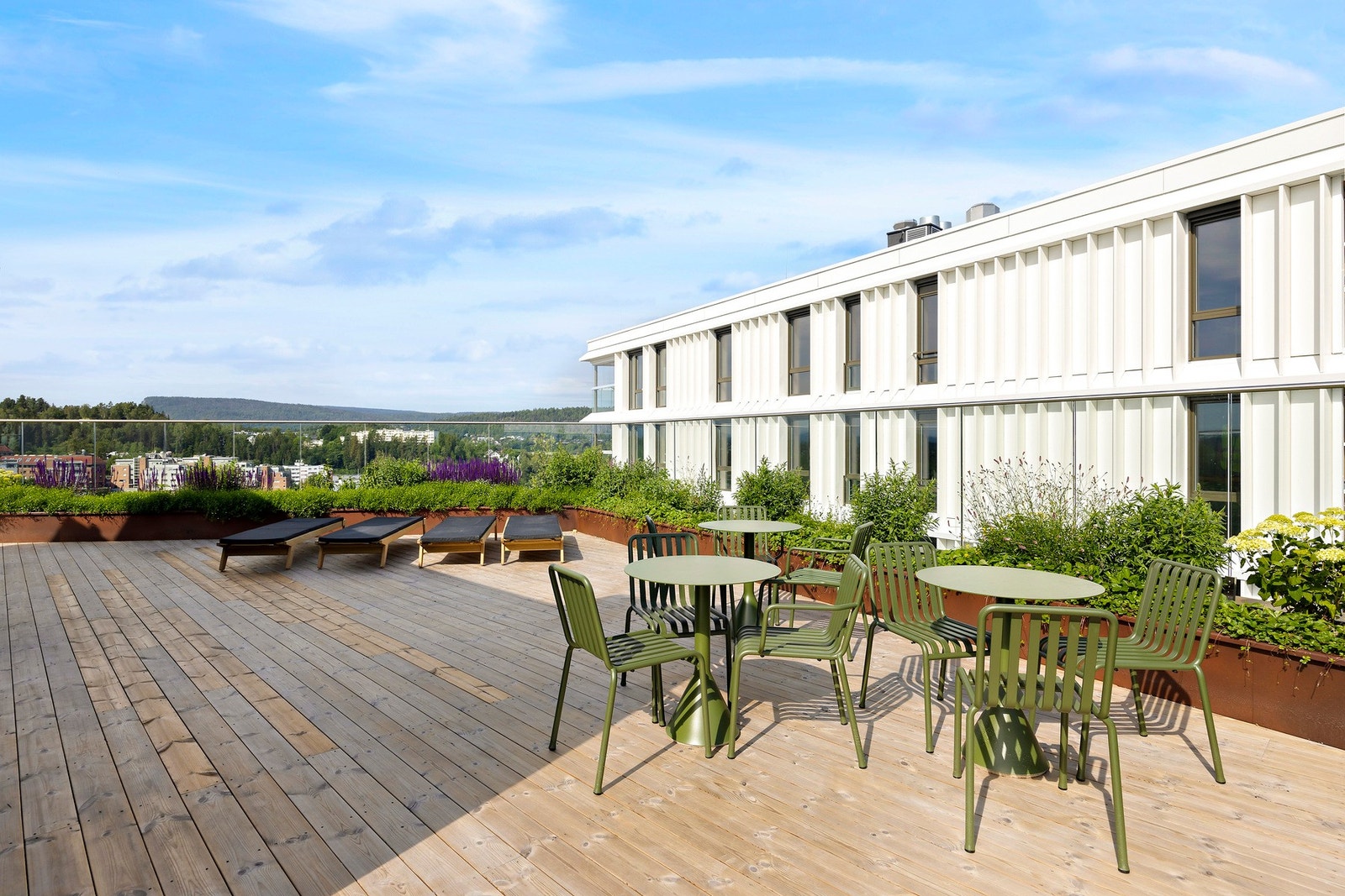 Fantastisk takterrasse. 360 graders utsikt over Oslofjorden, Holmenkollen, Nesøya +++ Galleribilde