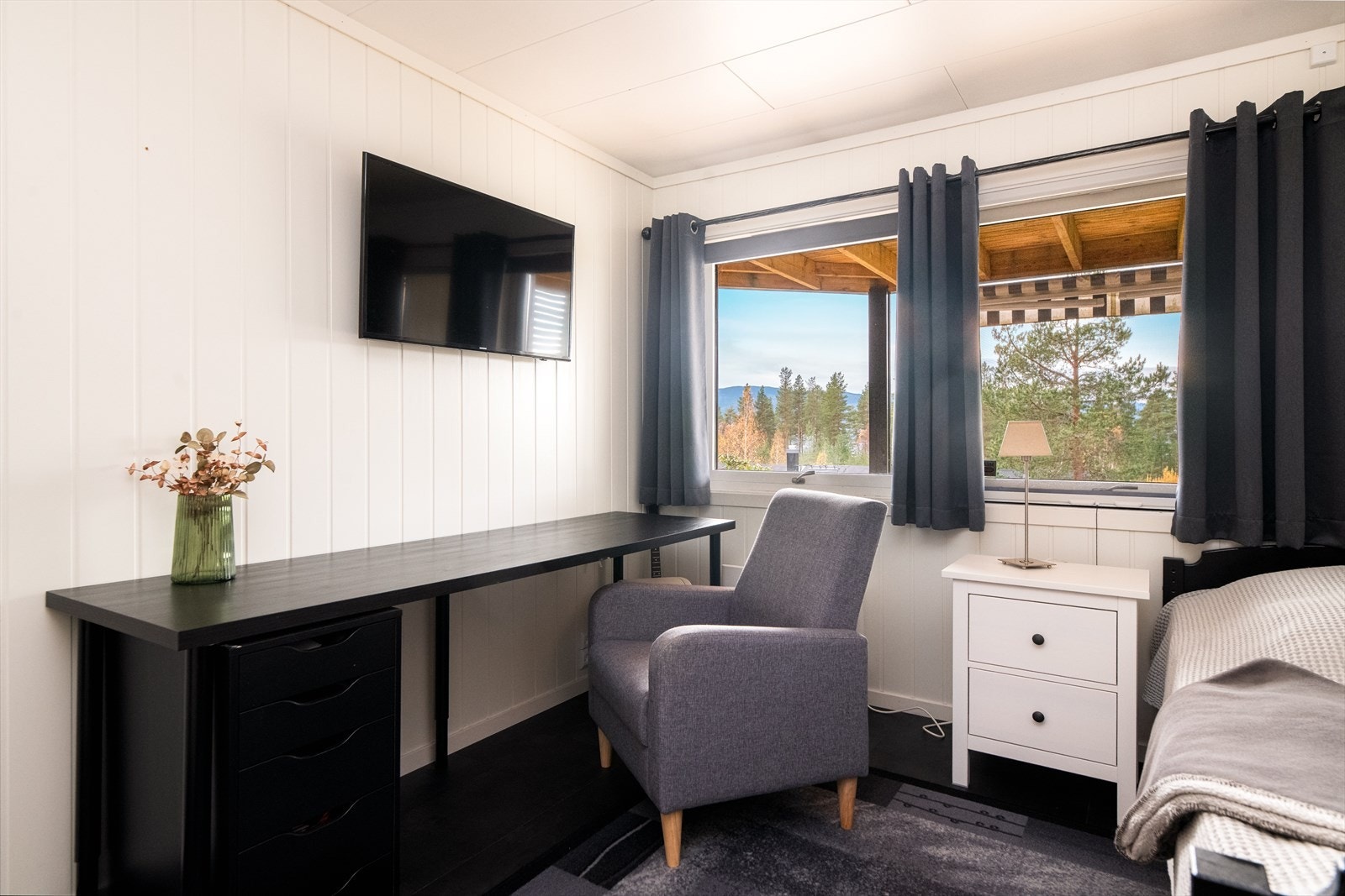 I henhold til opplysninger fra forretningsfører er tv og internett, fra Altibox inkludert i felleskostnadene. Galleribilde