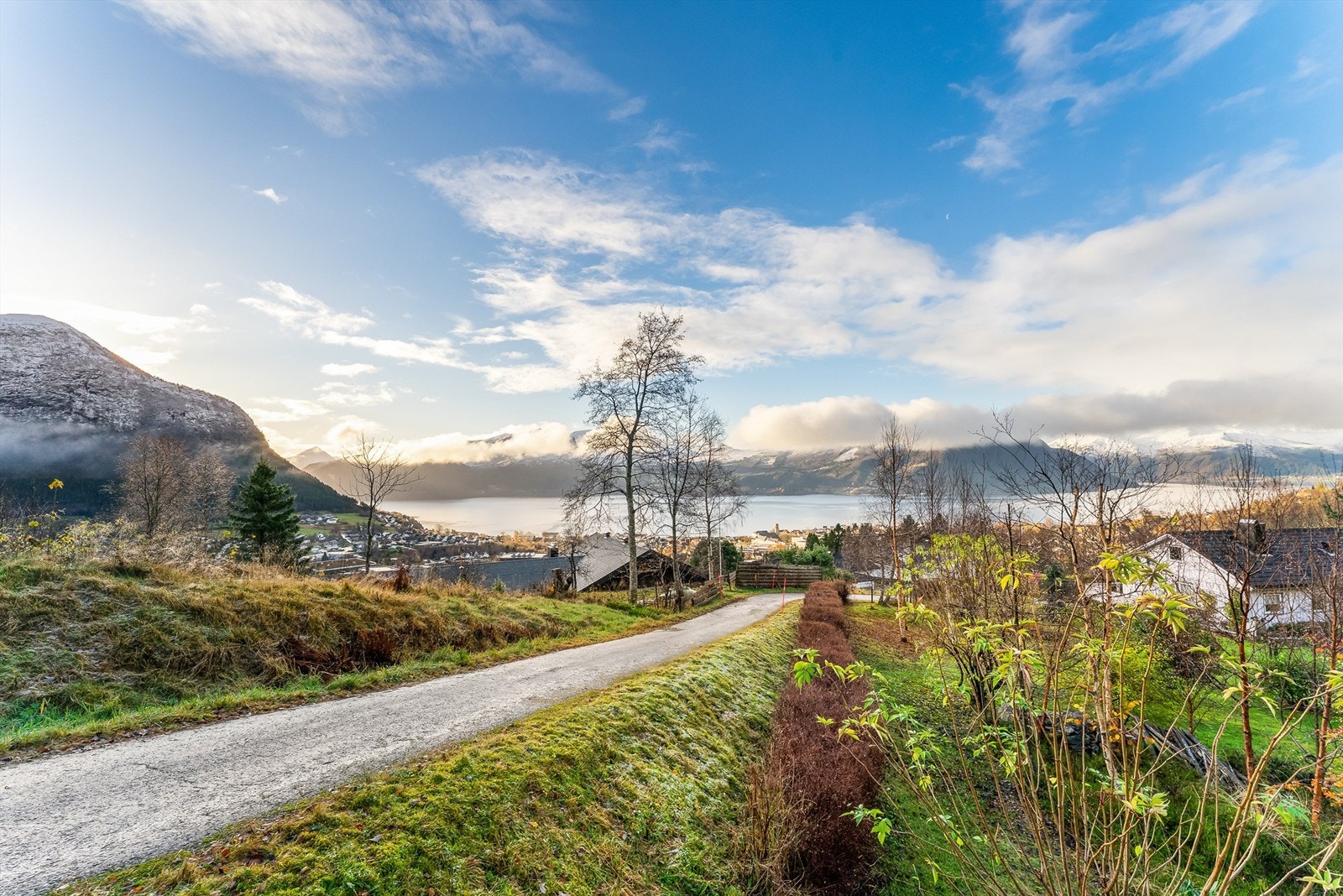 Utsikt utenfor boligen. Galleribilde