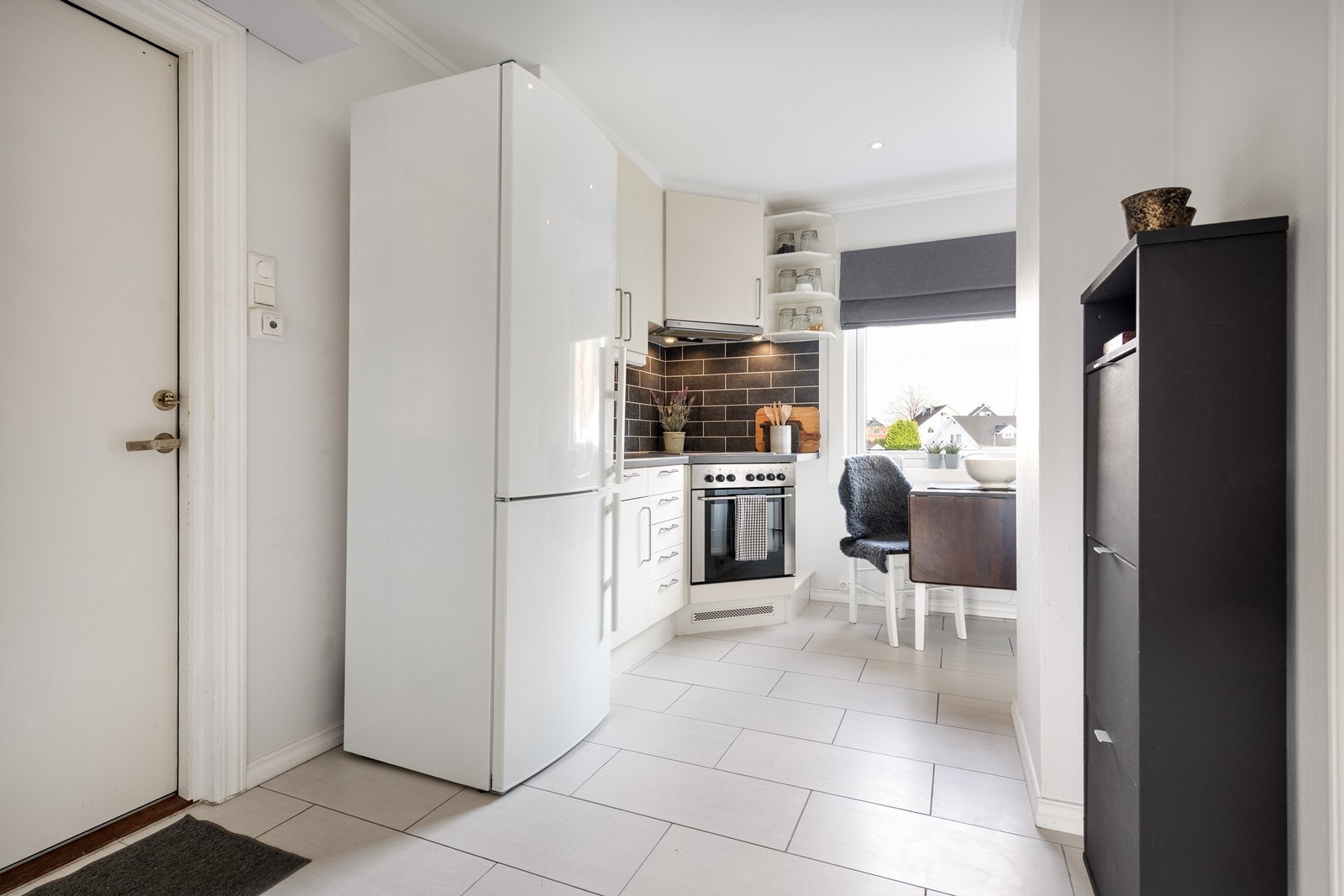 Det første som møter deg er kjøkkenet Galleribilde