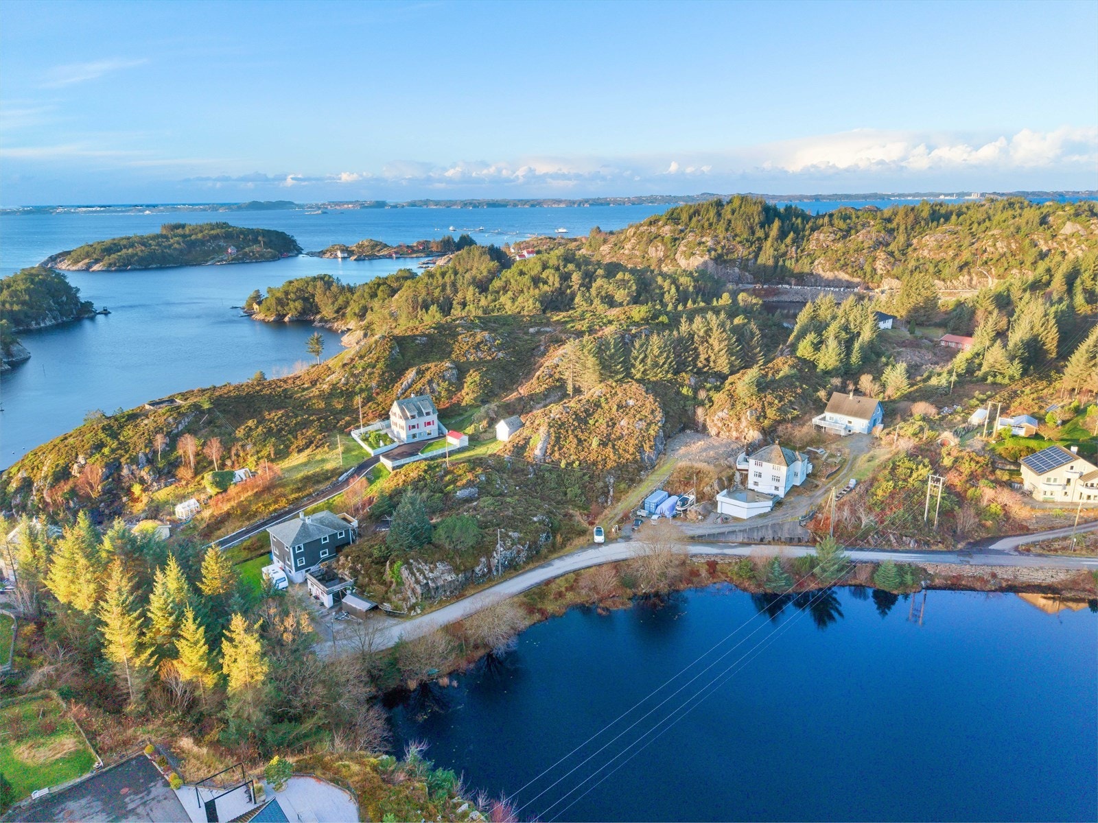 Ta deg gjerne en tur ut og inspiser tomten. Galleribilde